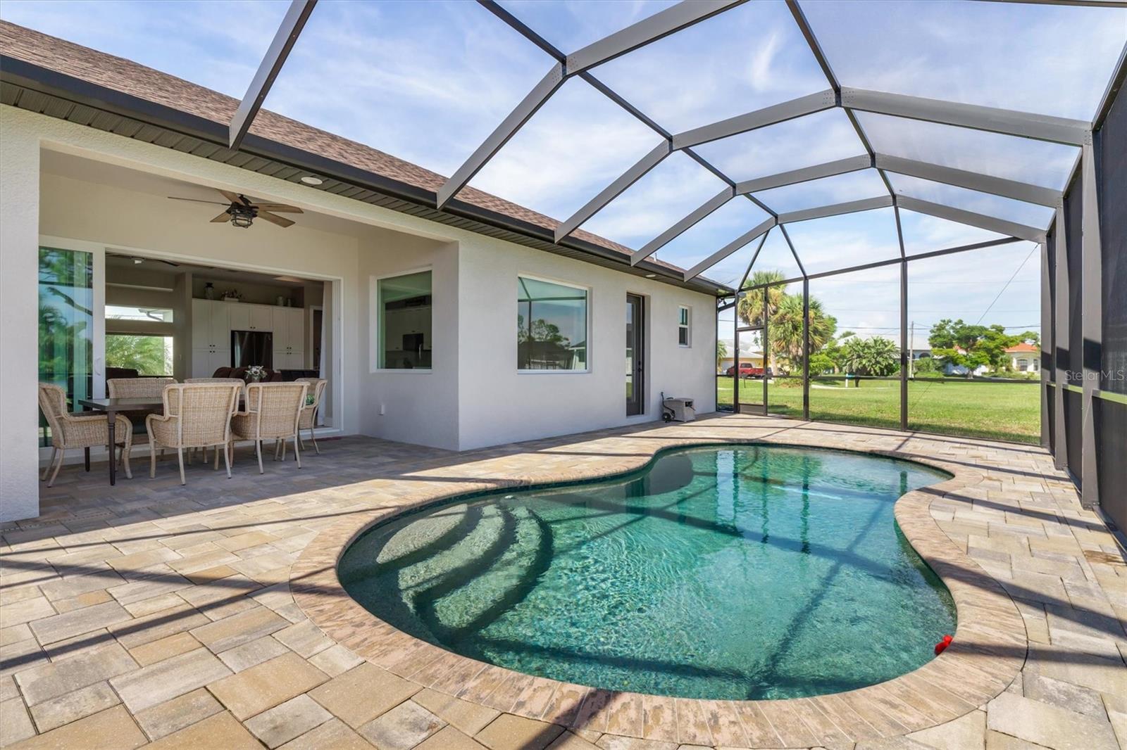 ROTONDA WEST BROADMOOR - Residential