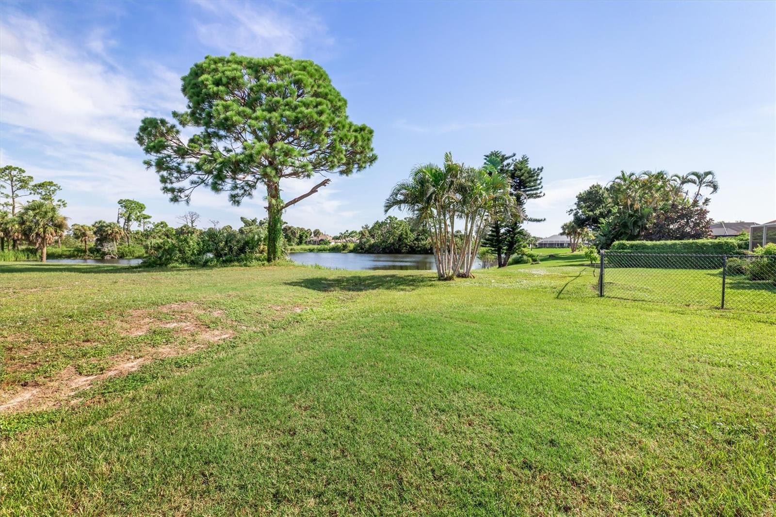 ROTONDA WEST BROADMOOR - Residential