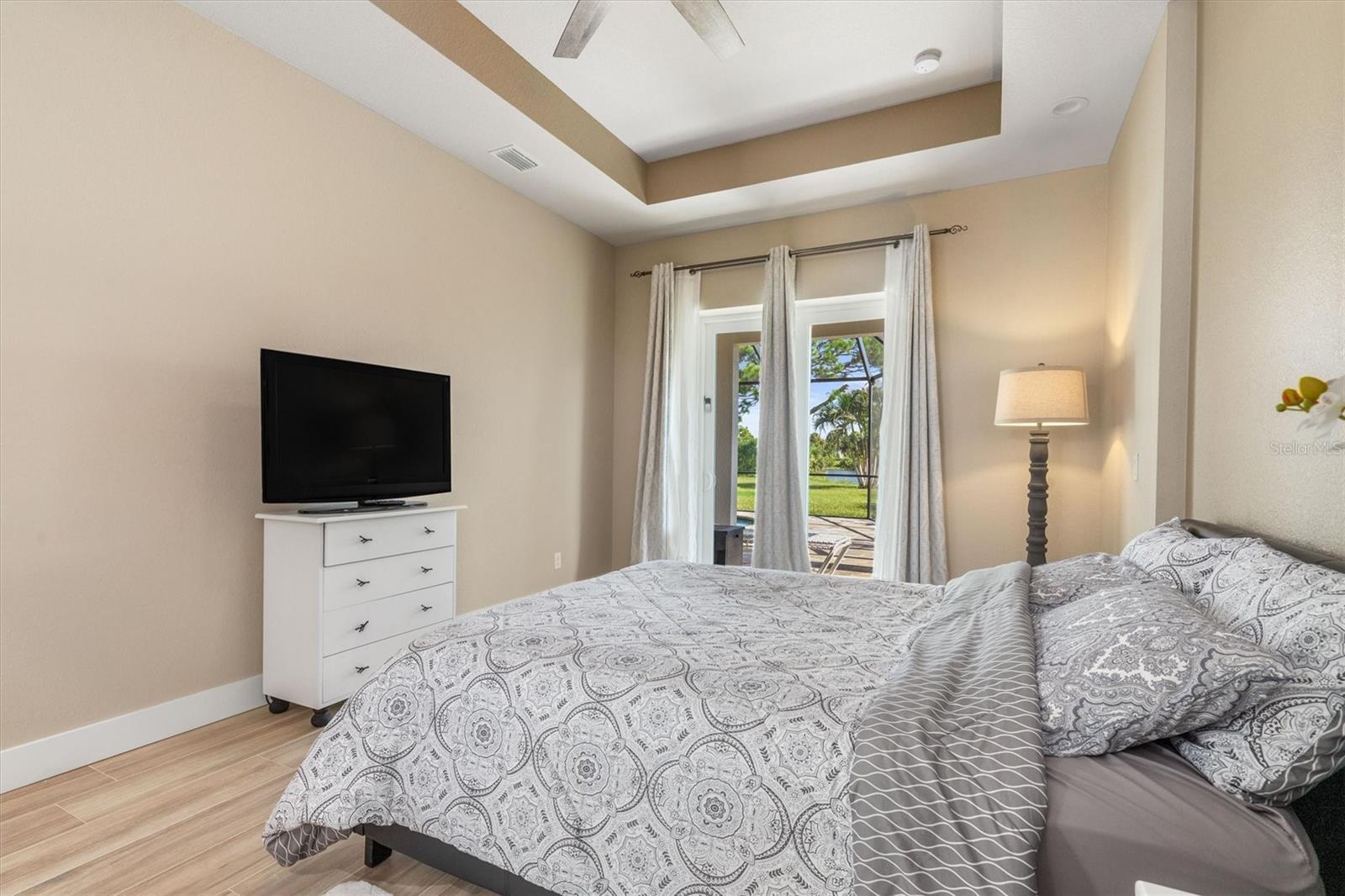 ROTONDA WEST BROADMOOR - Residential