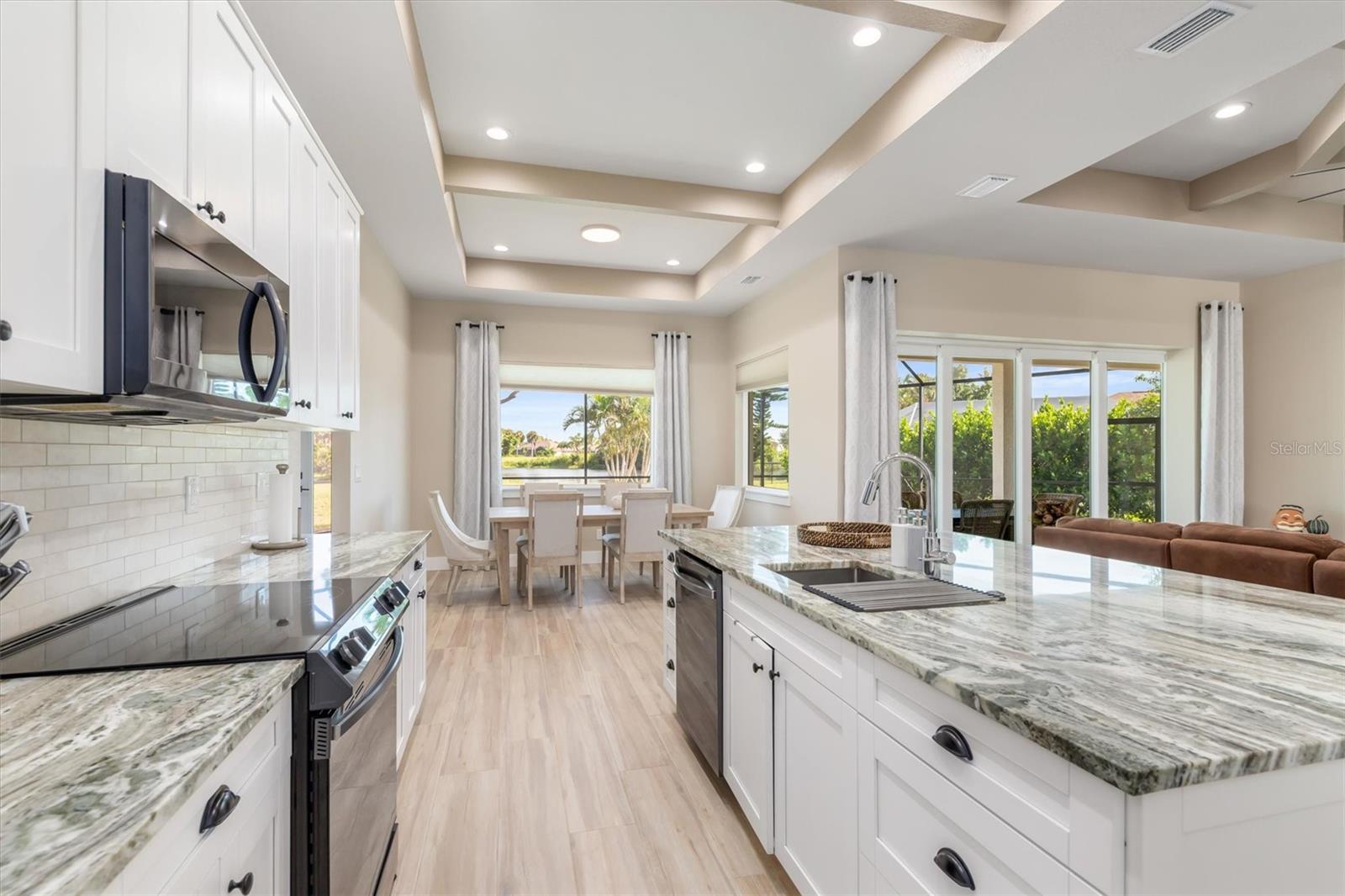 ROTONDA WEST BROADMOOR - Residential