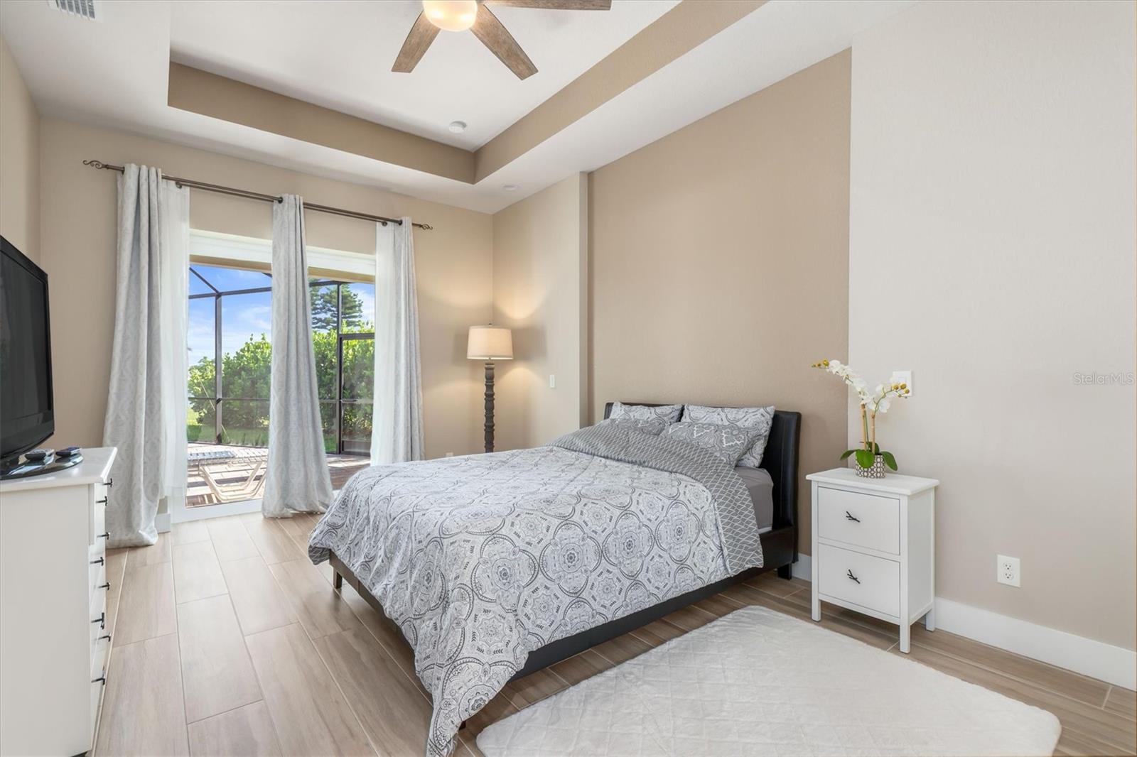 ROTONDA WEST BROADMOOR - Residential