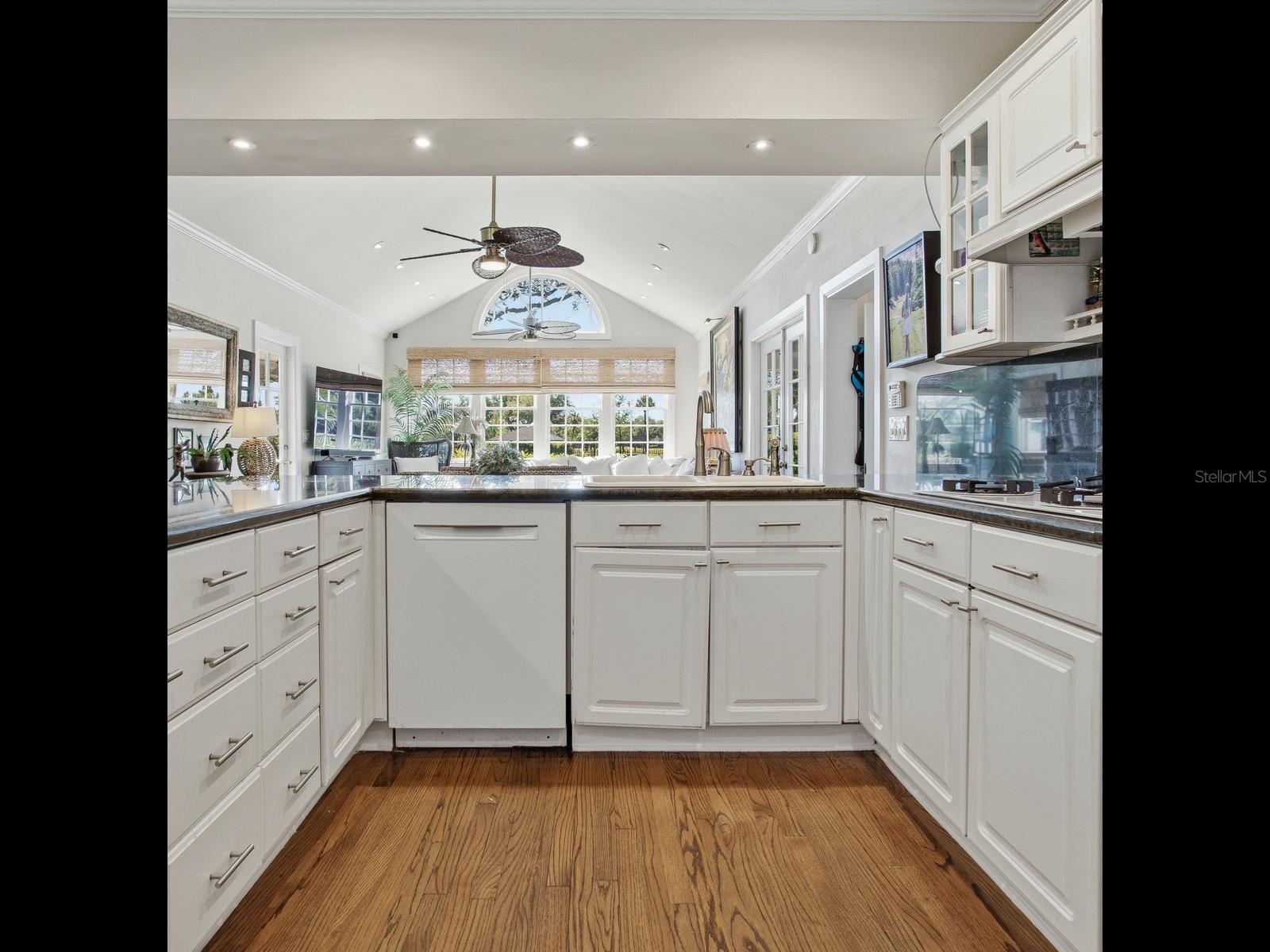 GOLF VIEW PARK - Residential