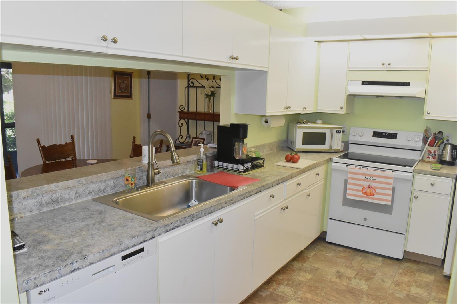 COUNTRY VILLAGE SEC 9 - Residential