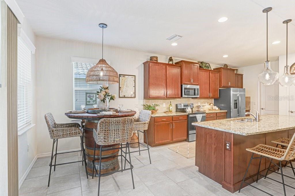 2807 ORIOLE DRIVE