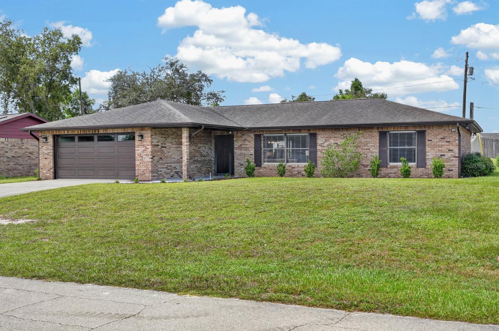 2114 EL CAMPO AVENUE