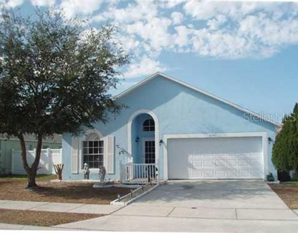 Photo of 3340 Cypress Point Circle, Saint Cloud, FL 34772 (MLS # O6404899)