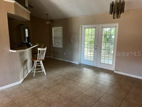 220 PALMETTO CIRCLE NE