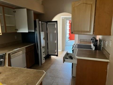 220 PALMETTO CIRCLE NE
