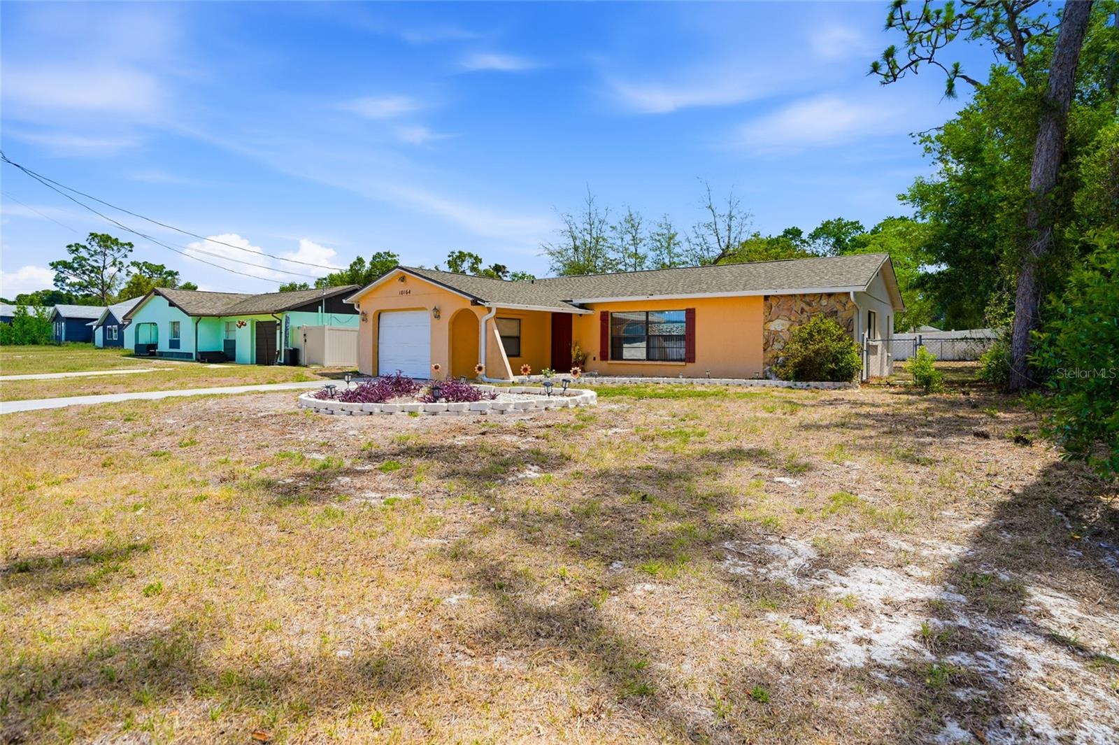 SPRING HILL - Residential