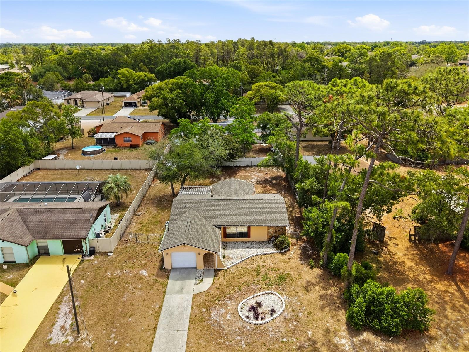 SPRING HILL - Residential