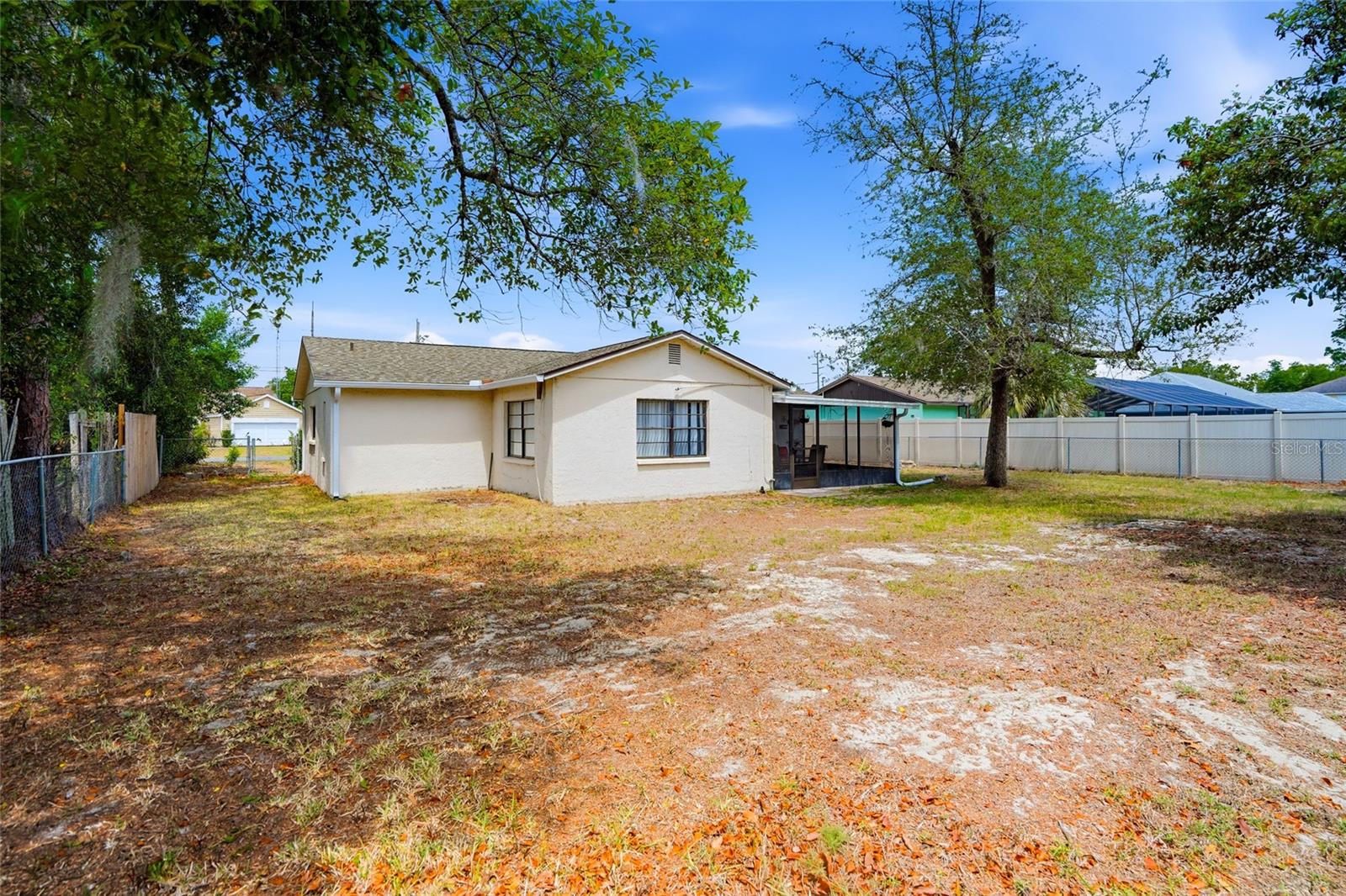 SPRING HILL - Residential