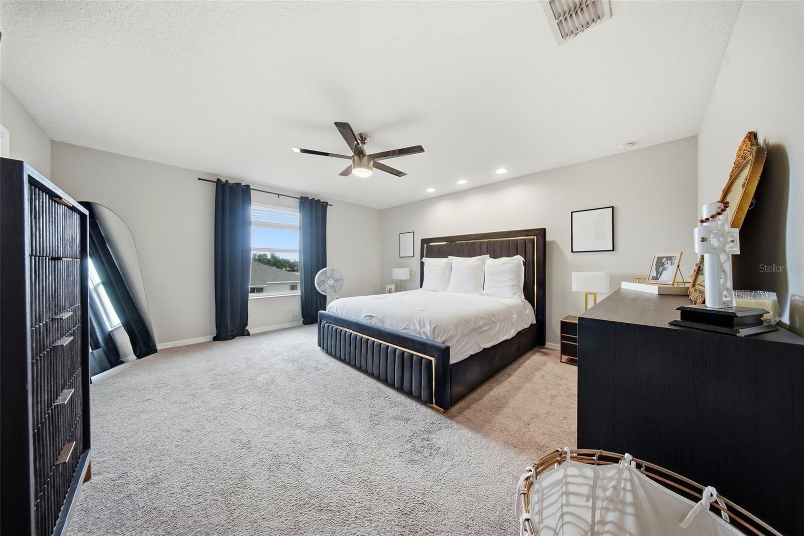 SUNSHINE VILLAGE PH 2 - Residential