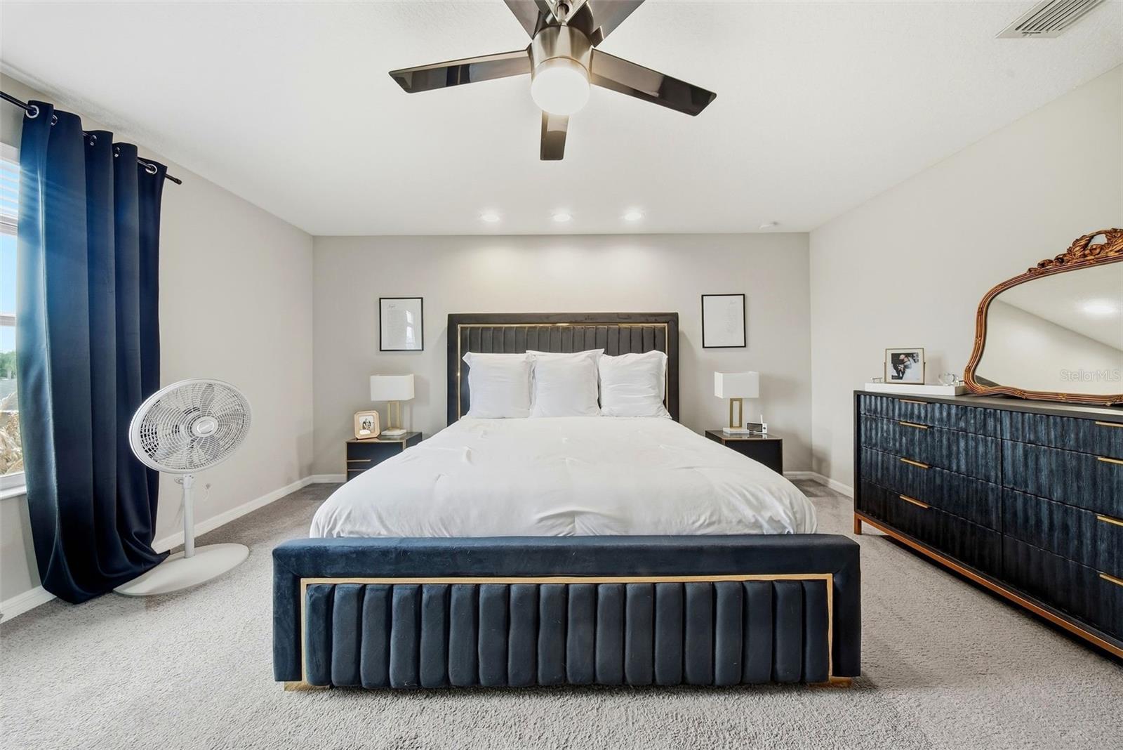 SUNSHINE VILLAGE PH 2 - Residential