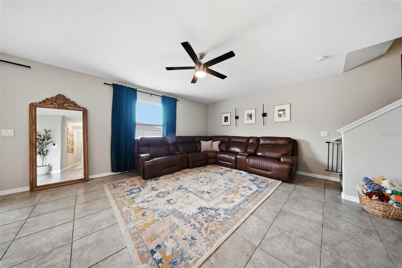 SUNSHINE VILLAGE PH 2 - Residential