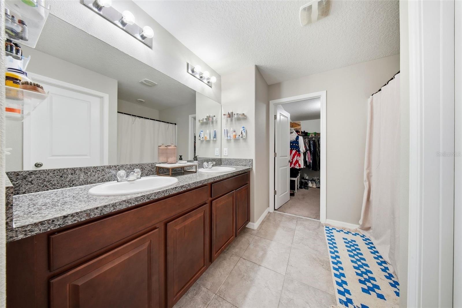 SUNSHINE VILLAGE PH 2 - Residential