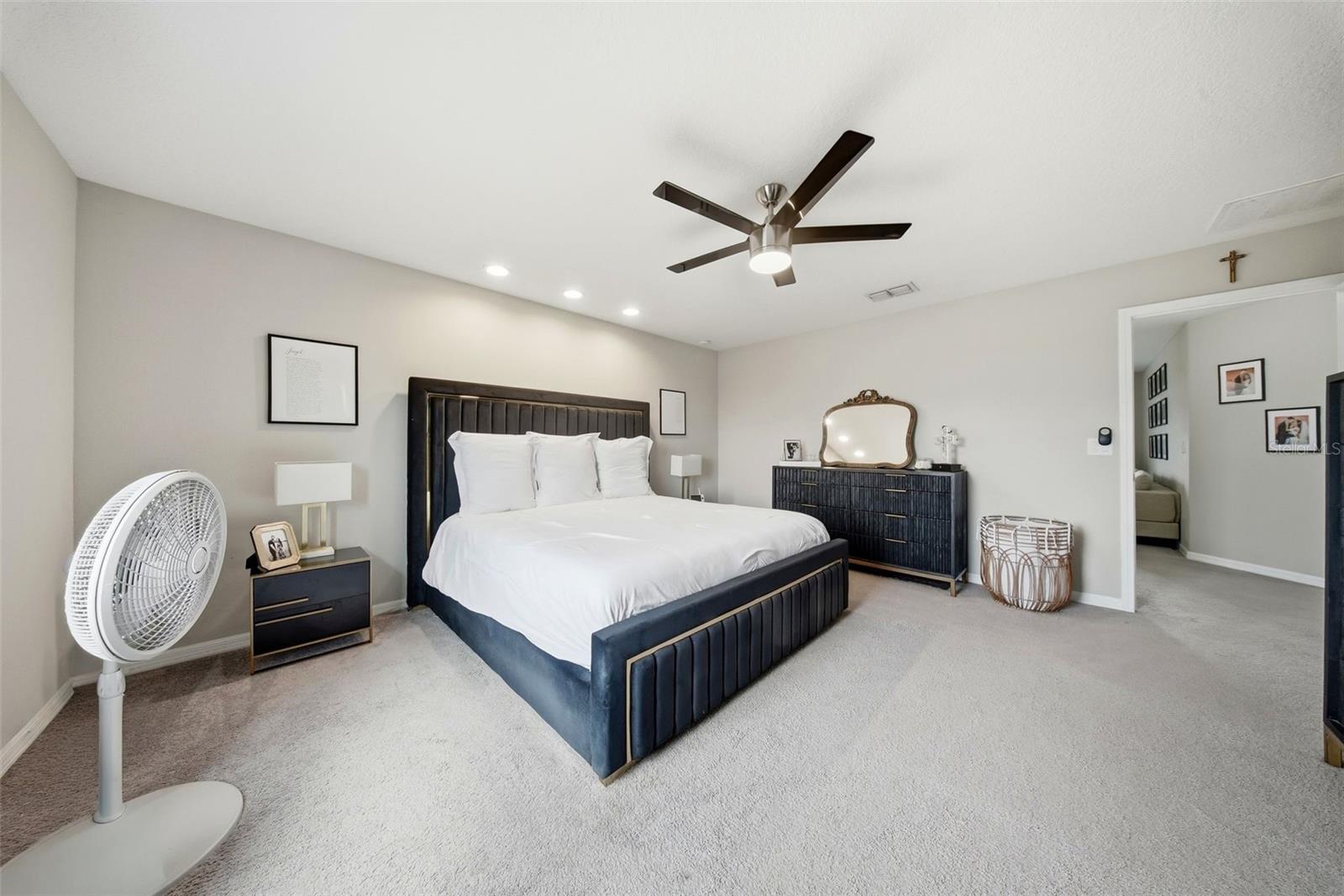 SUNSHINE VILLAGE PH 2 - Residential