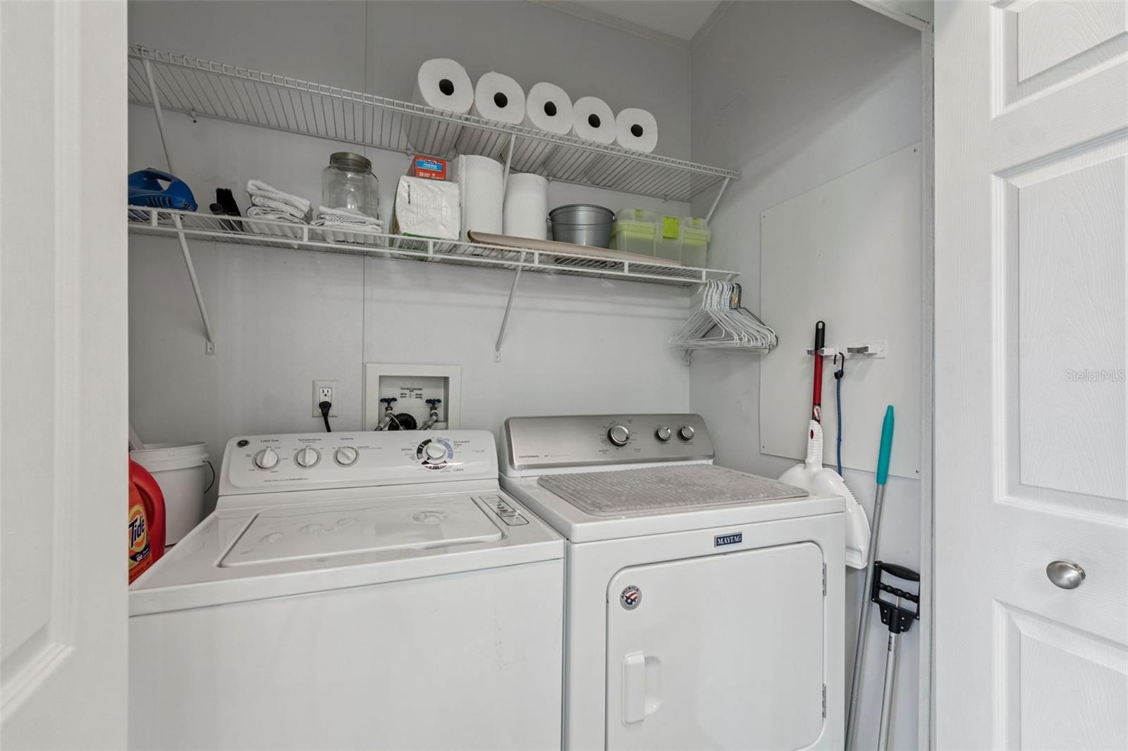 GRAND HORIZONS PH 02 - Residential