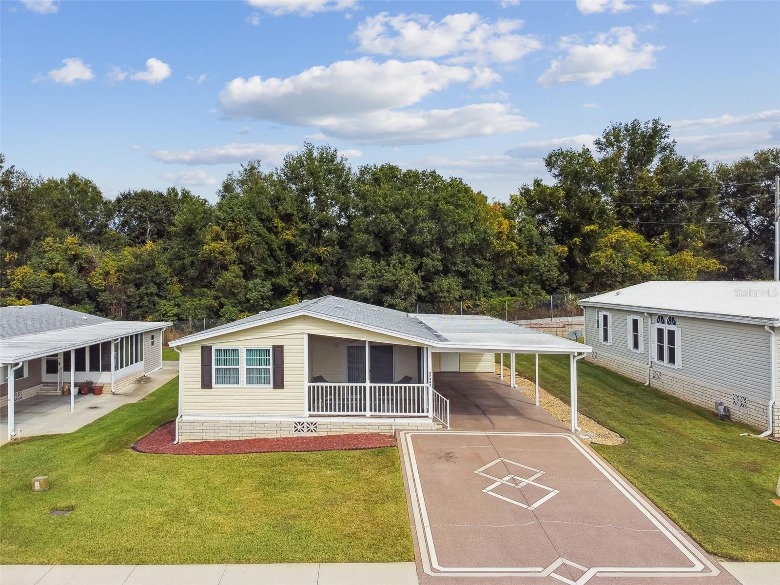 GRAND HORIZONS PH 02 - Residential