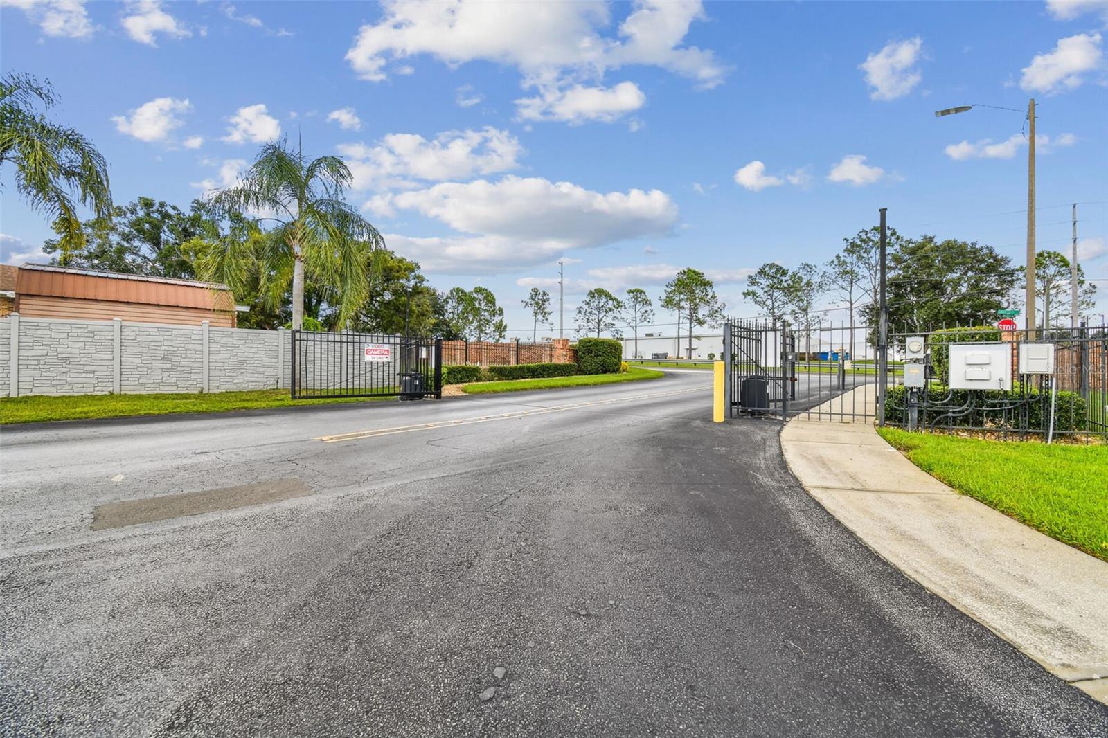 GRAND HORIZONS PH 02 - Residential