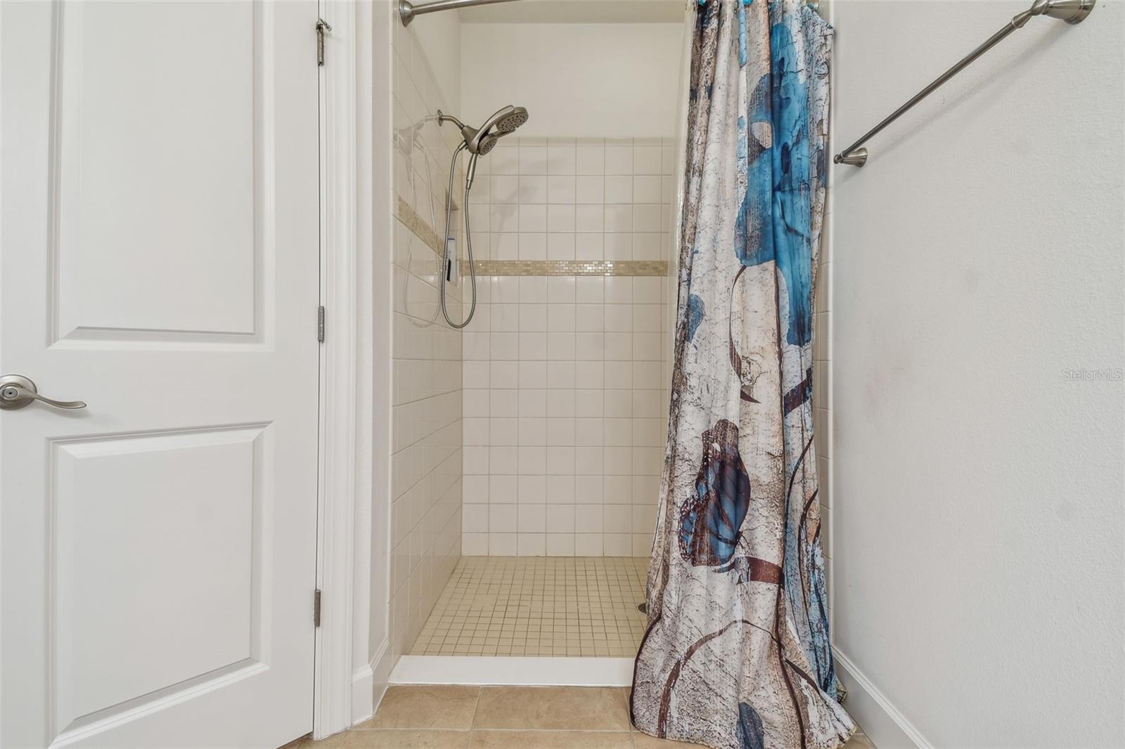 ARTISAN LAKES ESPLANADE PH I SP A-D - Residential