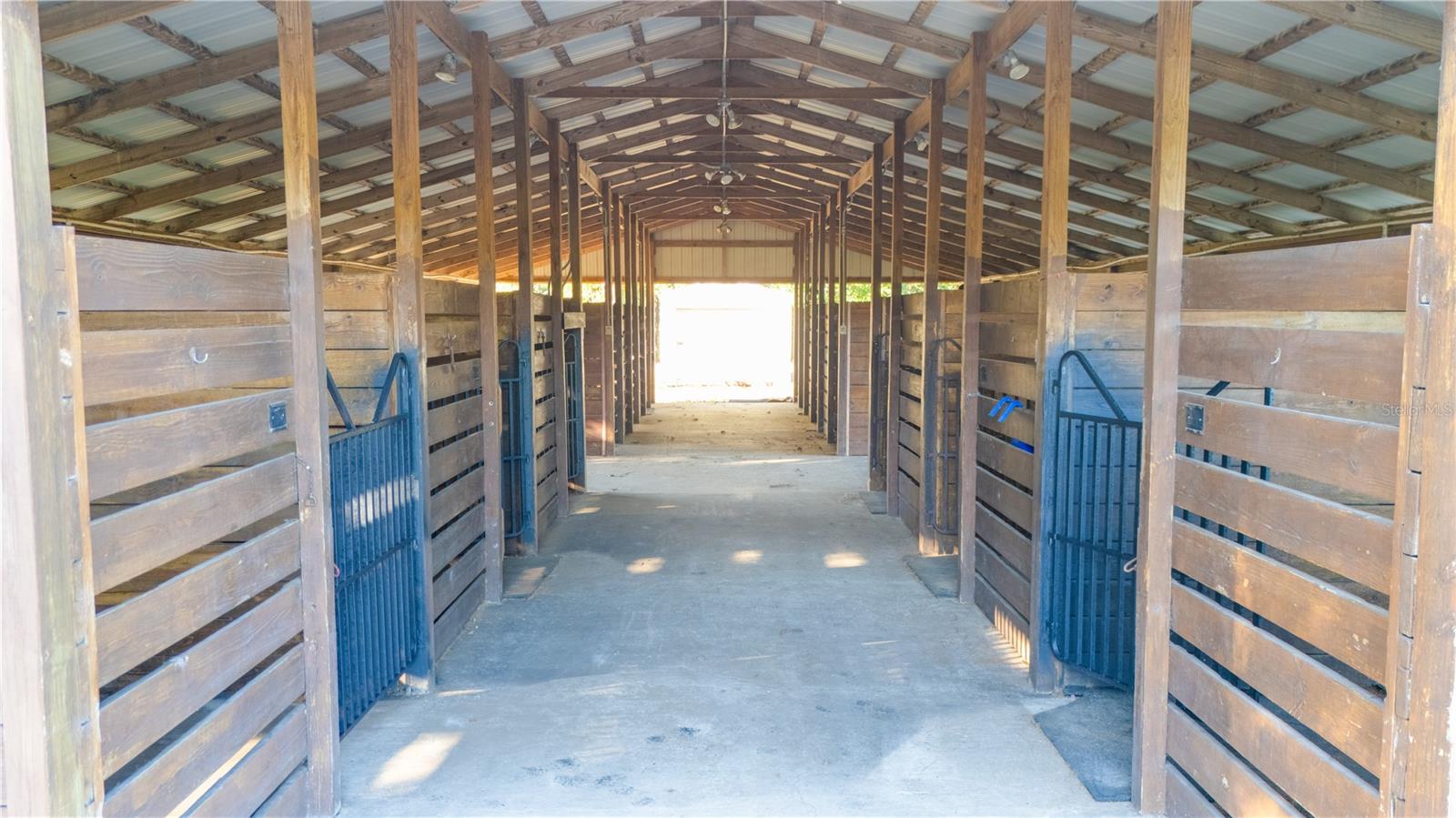 MOURNING DOVE FARM - Residential