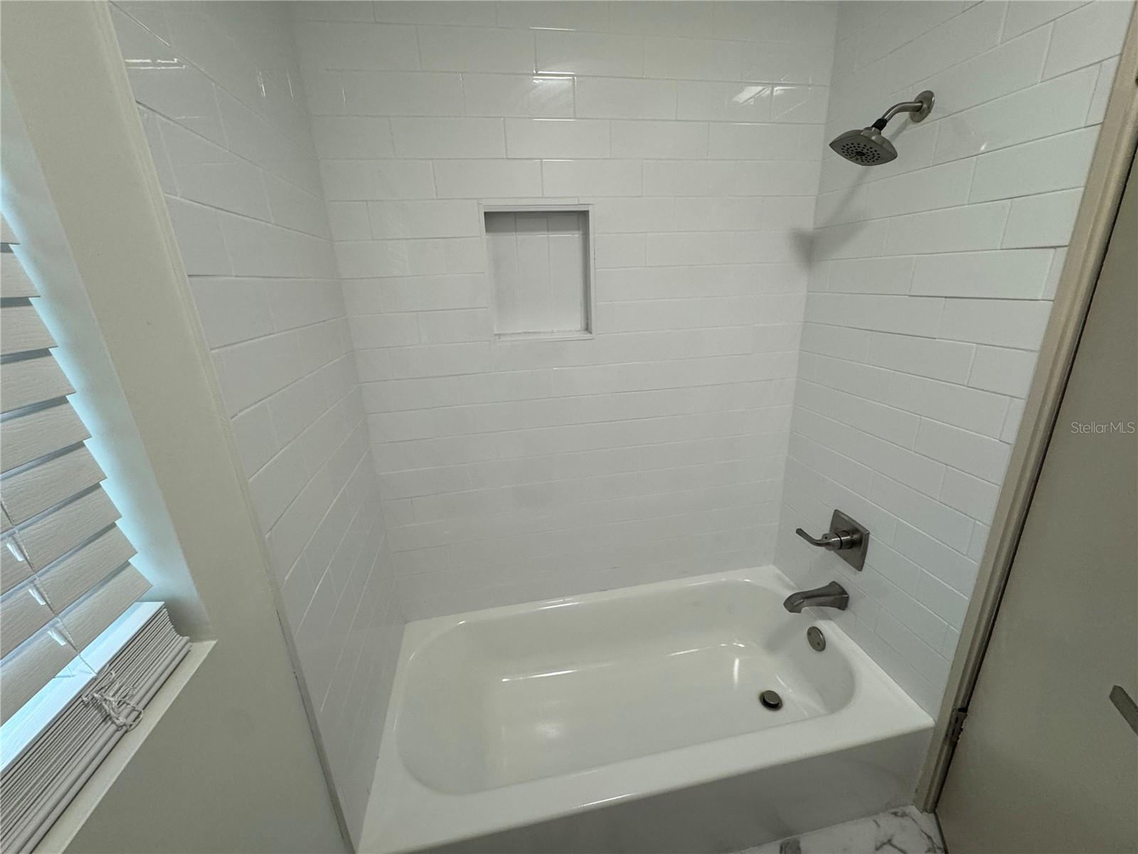 SPRING HILL REV - Residential Lease