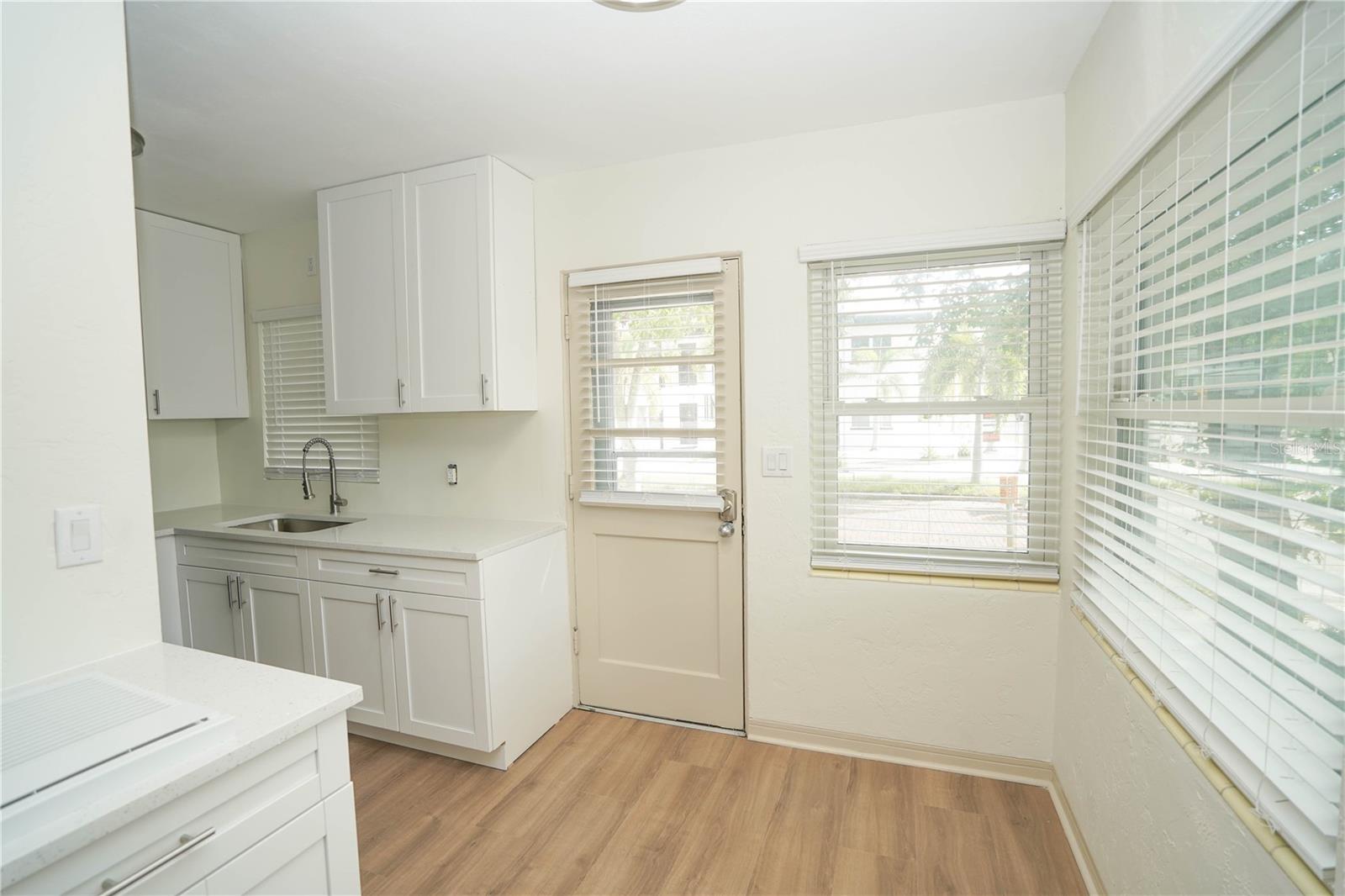 SPRING HILL REV - Residential Lease