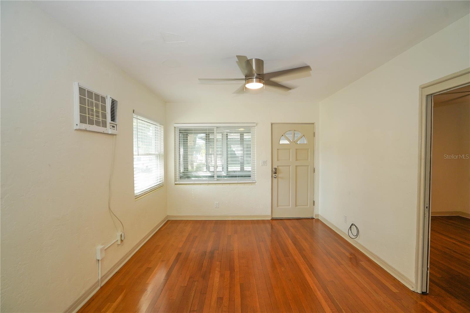 SPRING HILL REV - Residential Lease