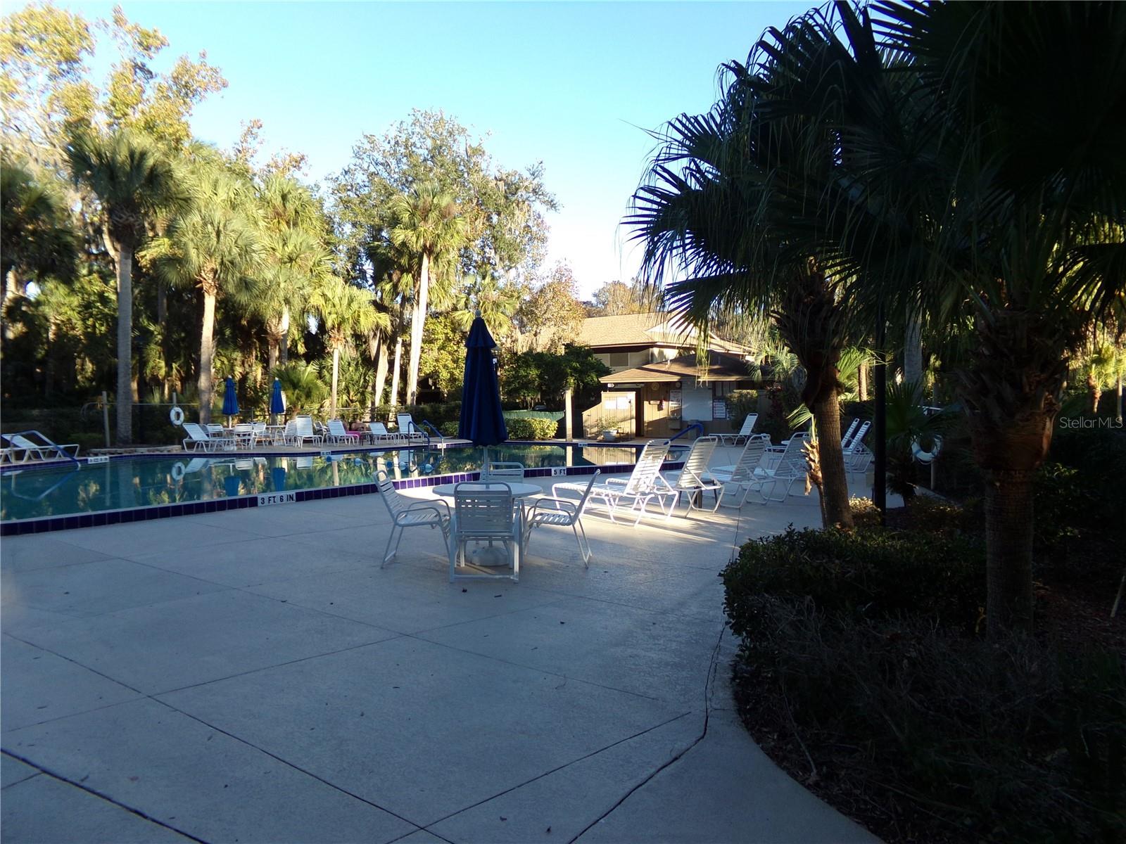 LAKESIDE CONDO APTS - Residential