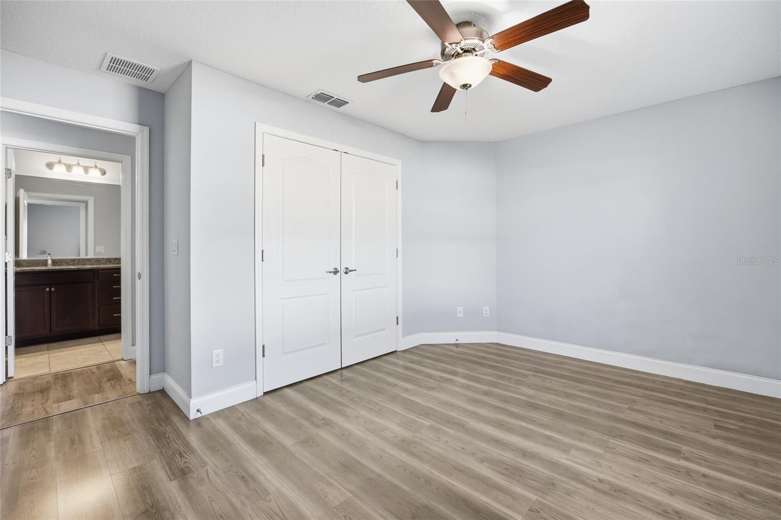 MEADOW GLENN UN 2 - Residential