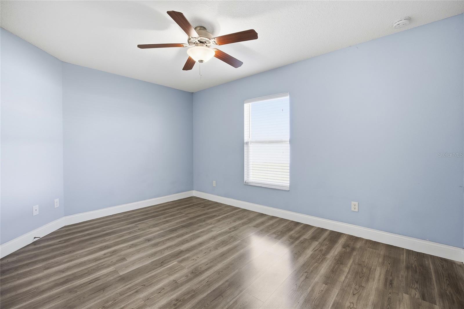 MEADOW GLENN UN 2 - Residential