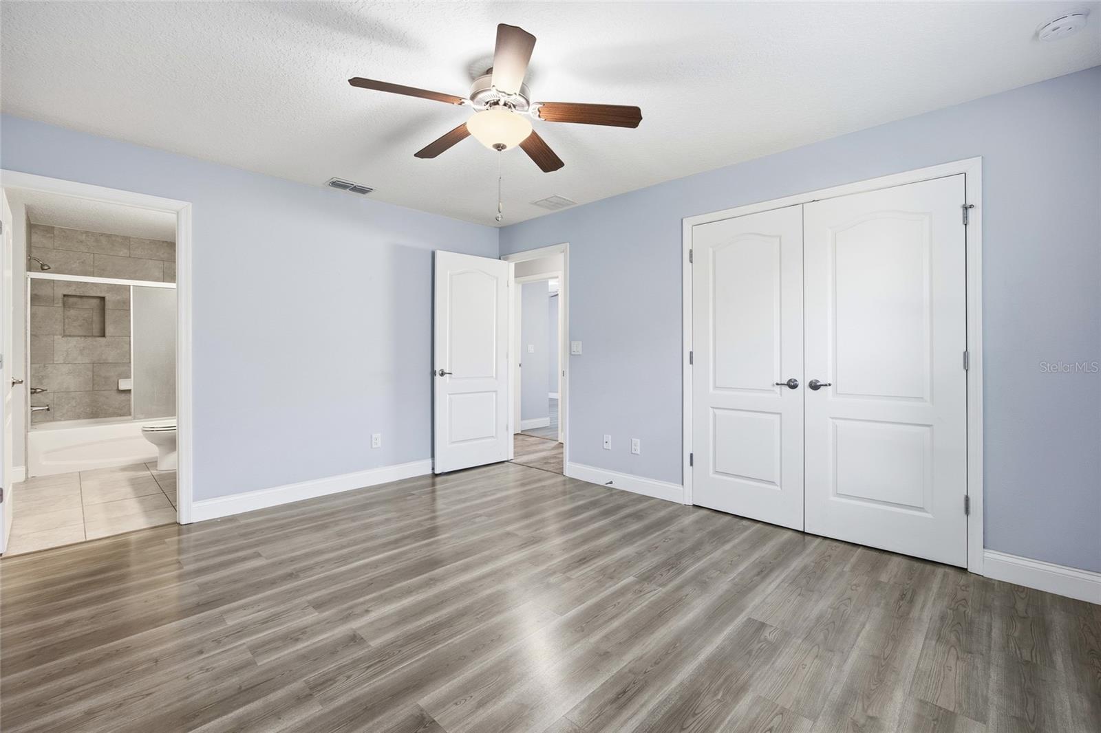 MEADOW GLENN UN 2 - Residential