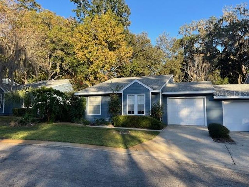 Photo of 431 NW 50th Boulevard #K, Gainesville, FL 32607 (MLS # GC535375)