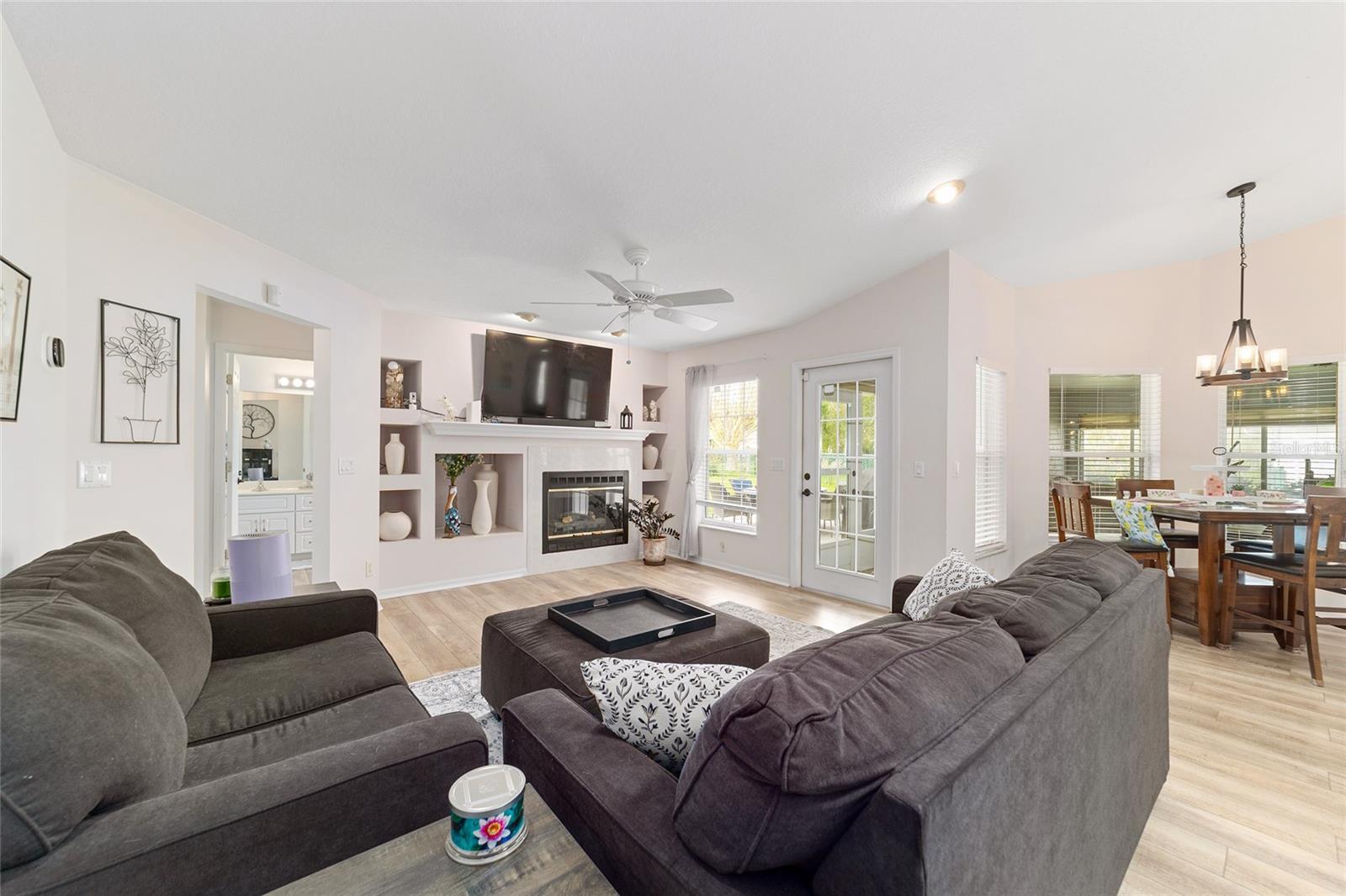 QUAIL MEADOW - Residential