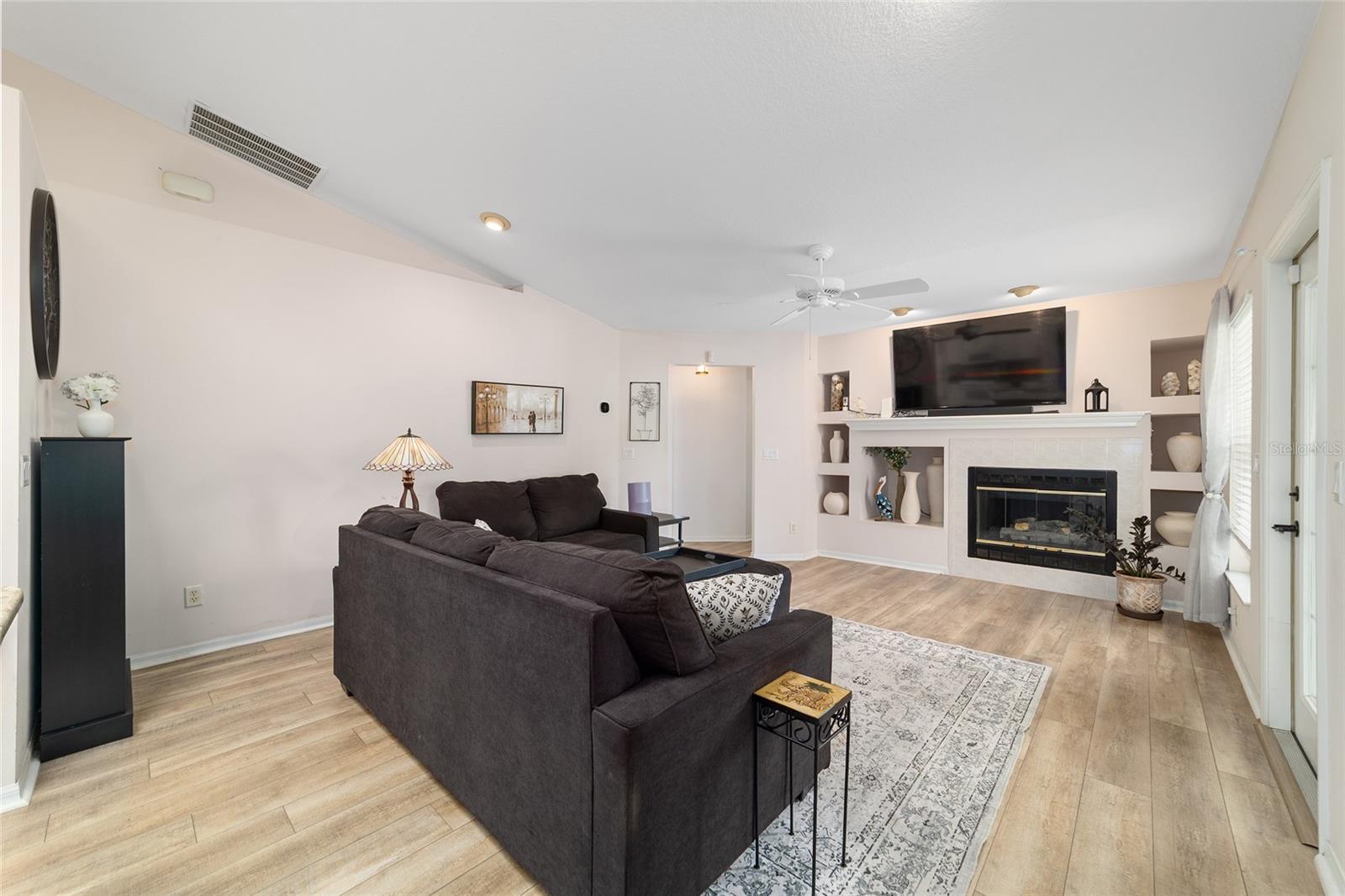 QUAIL MEADOW - Residential