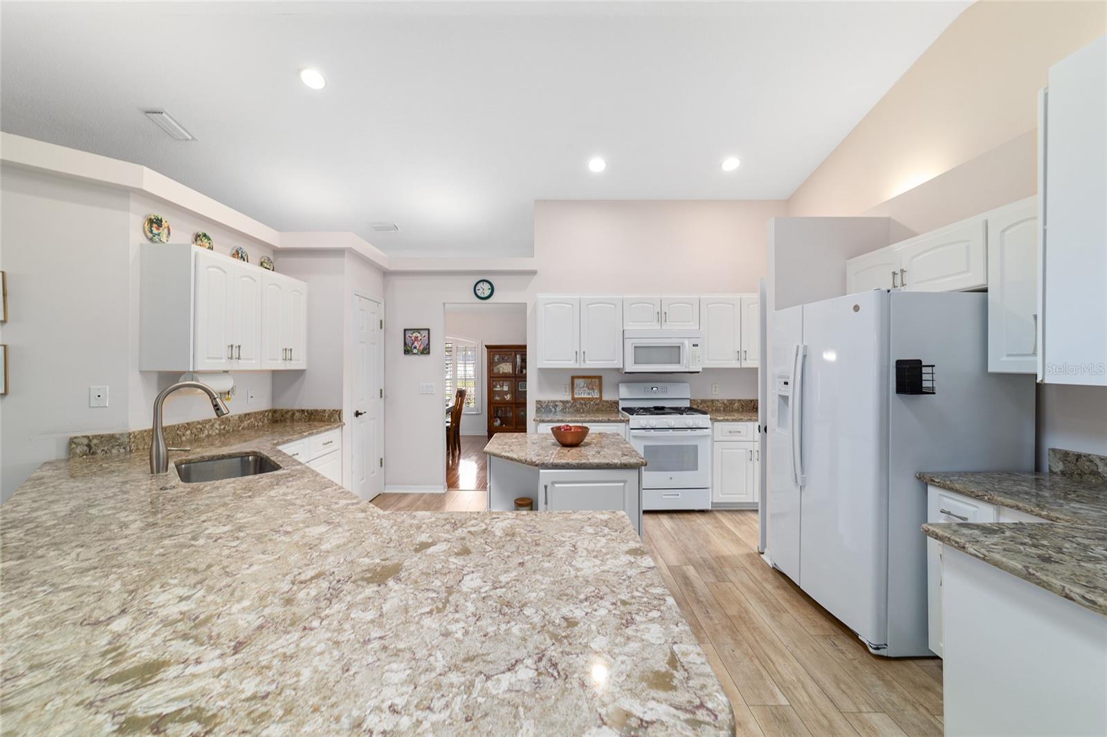 QUAIL MEADOW - Residential