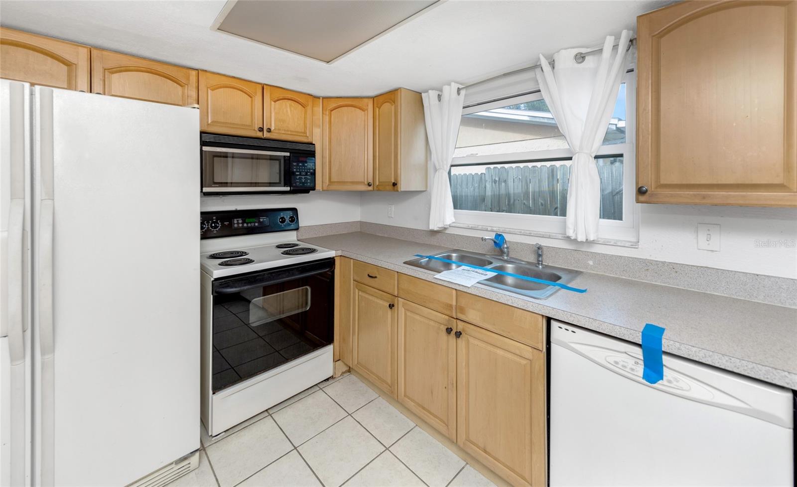 HOLIDAY LAKE ESTATES 21 - Residential