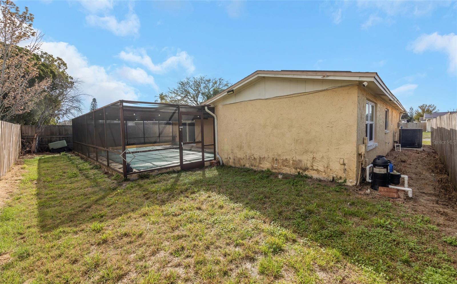 HOLIDAY LAKE ESTATES 21 - Residential