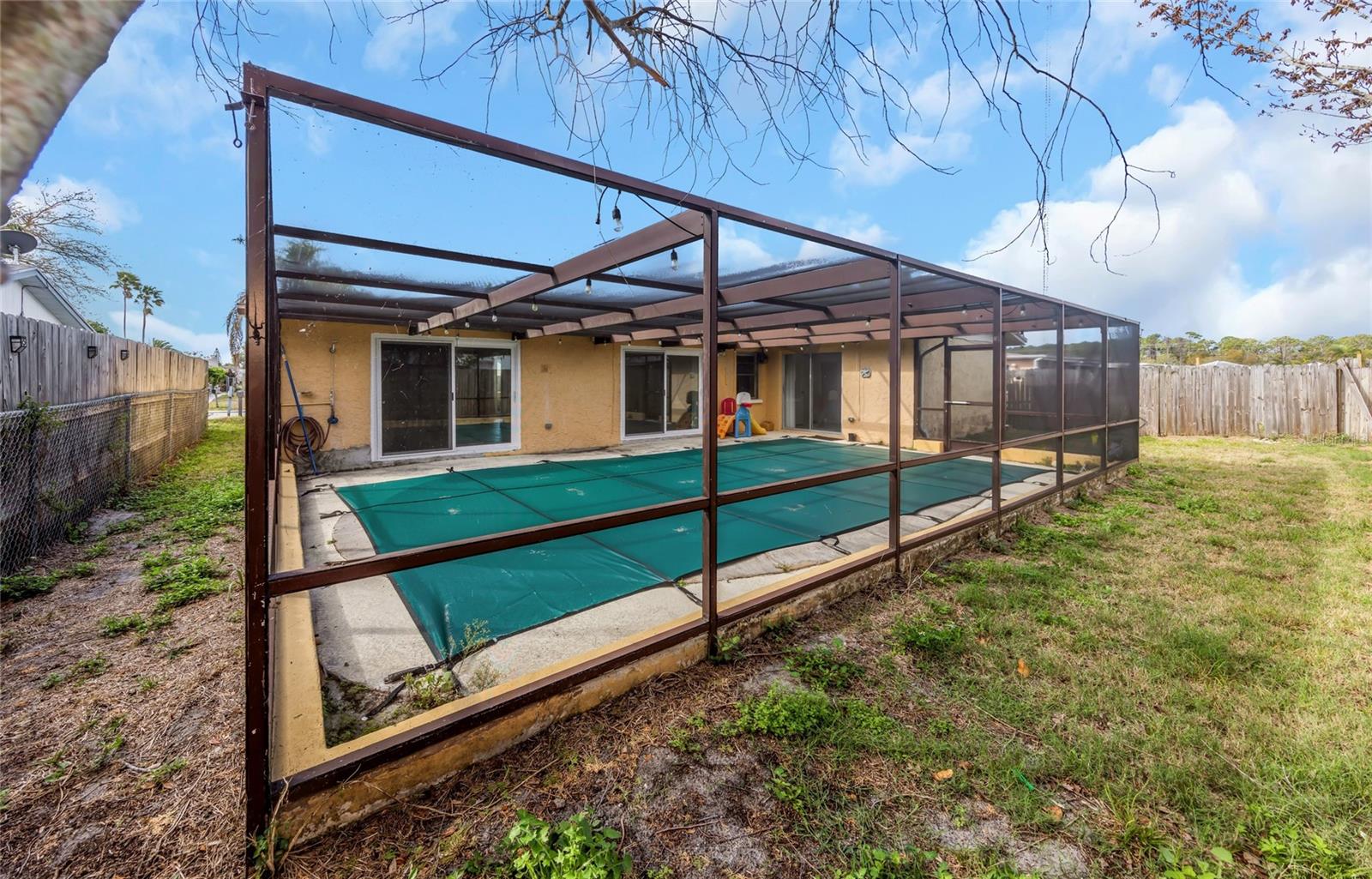 HOLIDAY LAKE ESTATES 21 - Residential