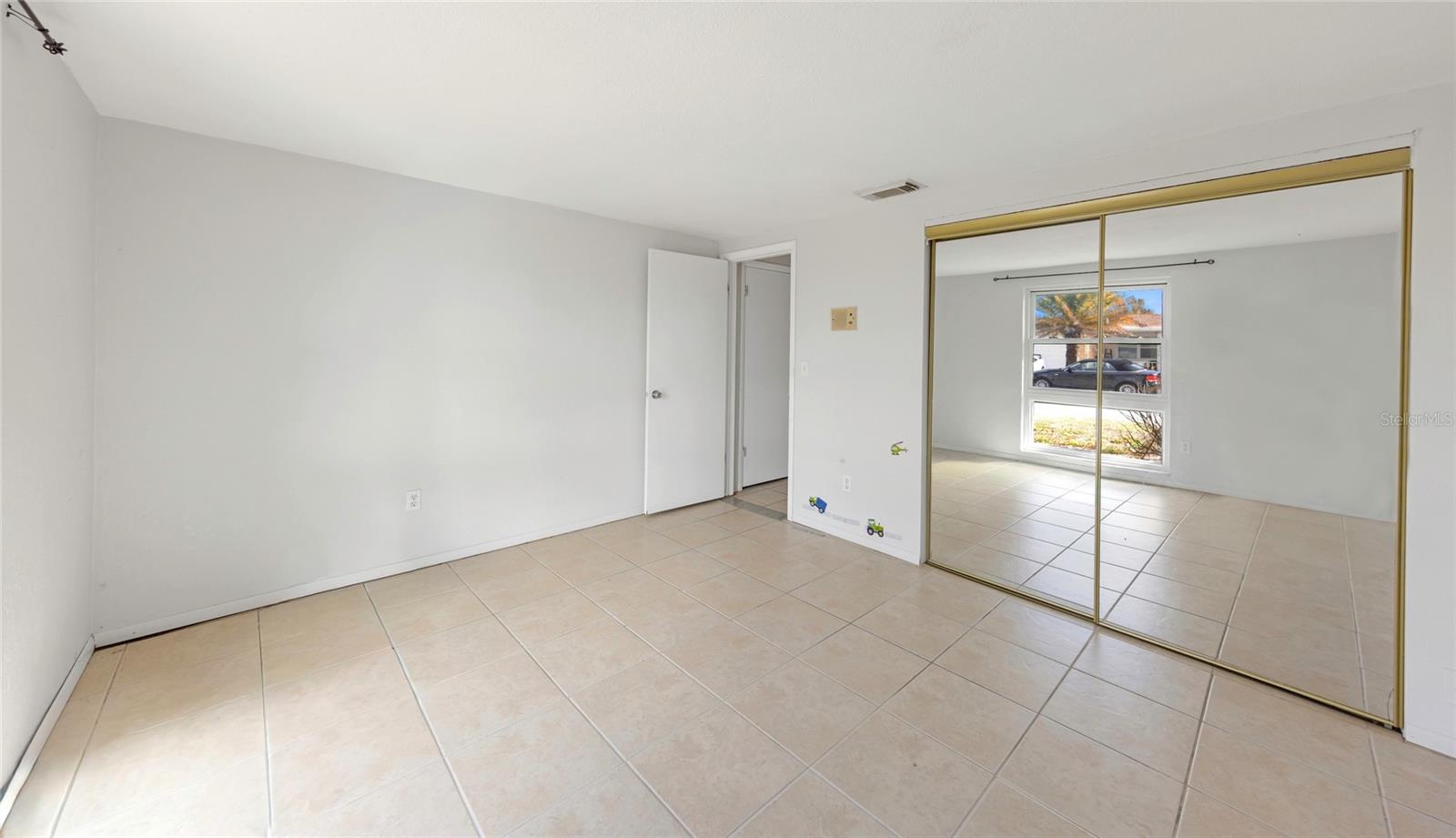 HOLIDAY LAKE ESTATES 21 - Residential