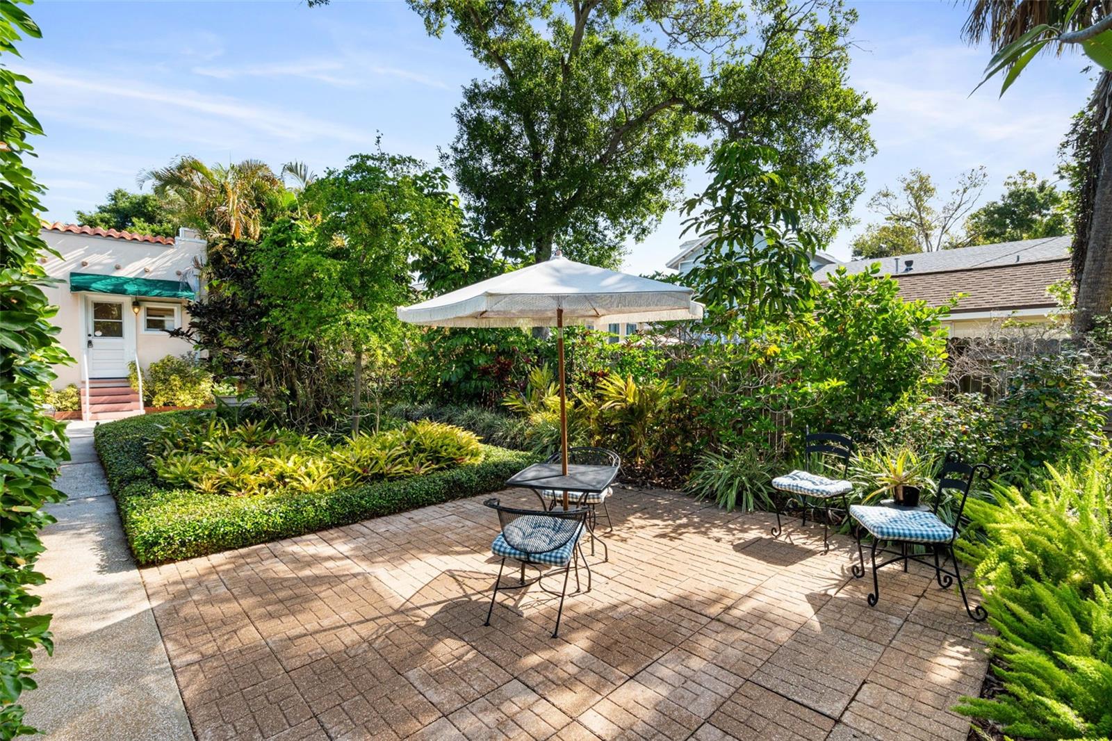 SPRING HILL REV - Residential