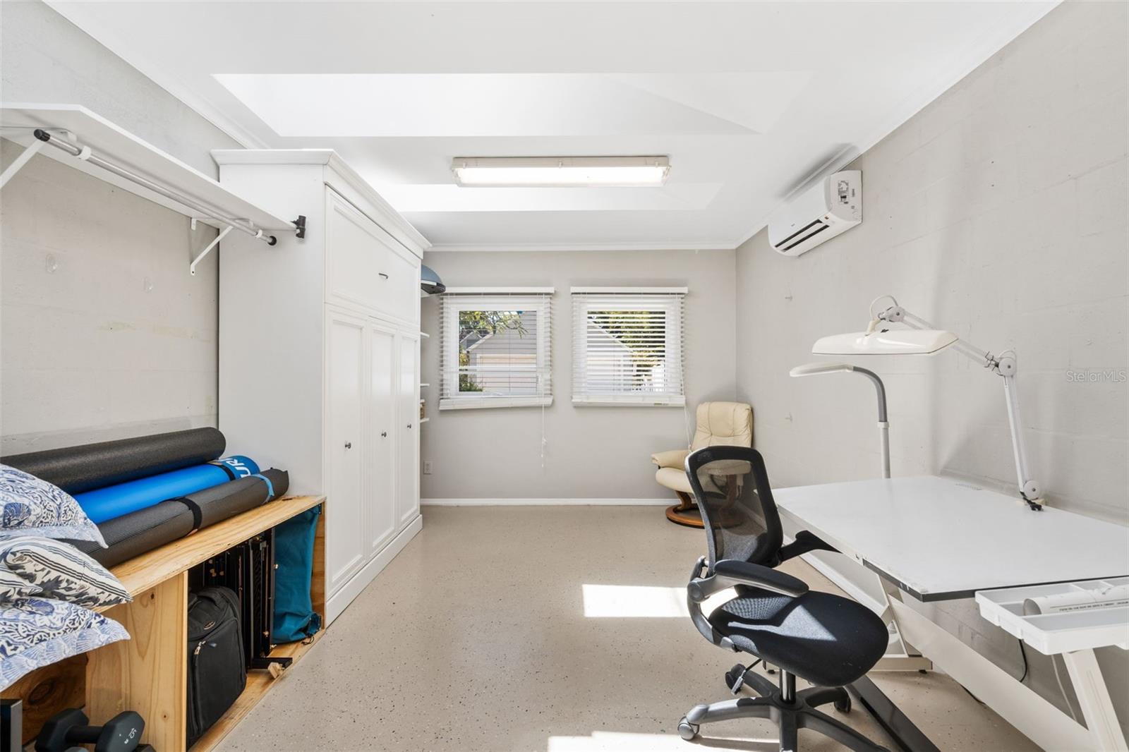 SPRING HILL REV - Residential