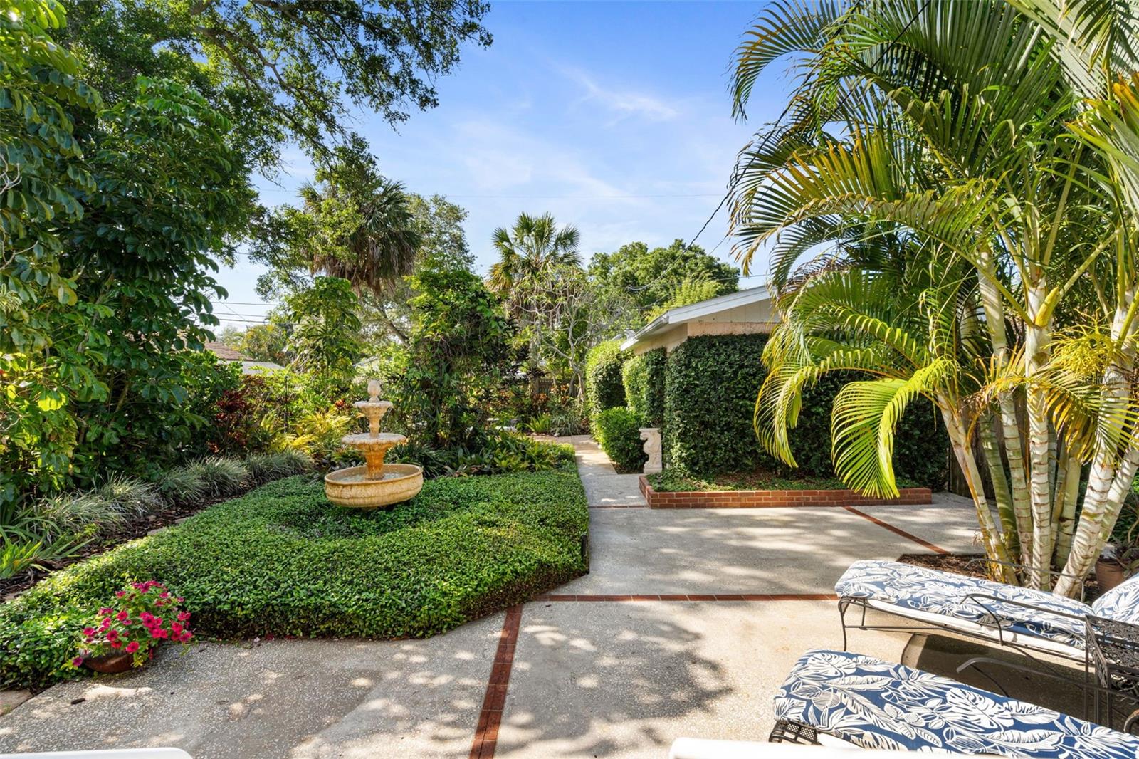 SPRING HILL REV - Residential