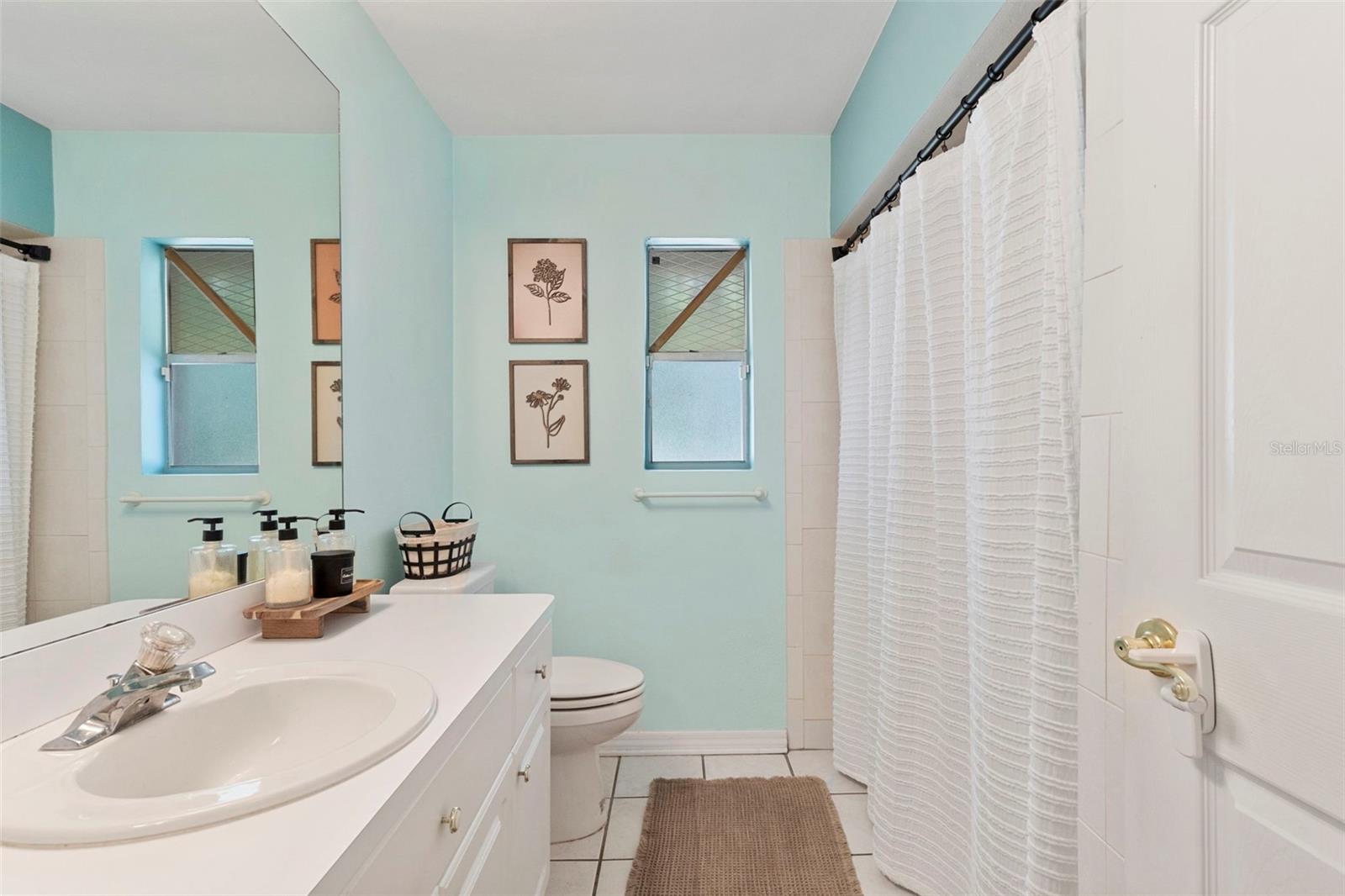 MOON LAKE ESTATES - Residential