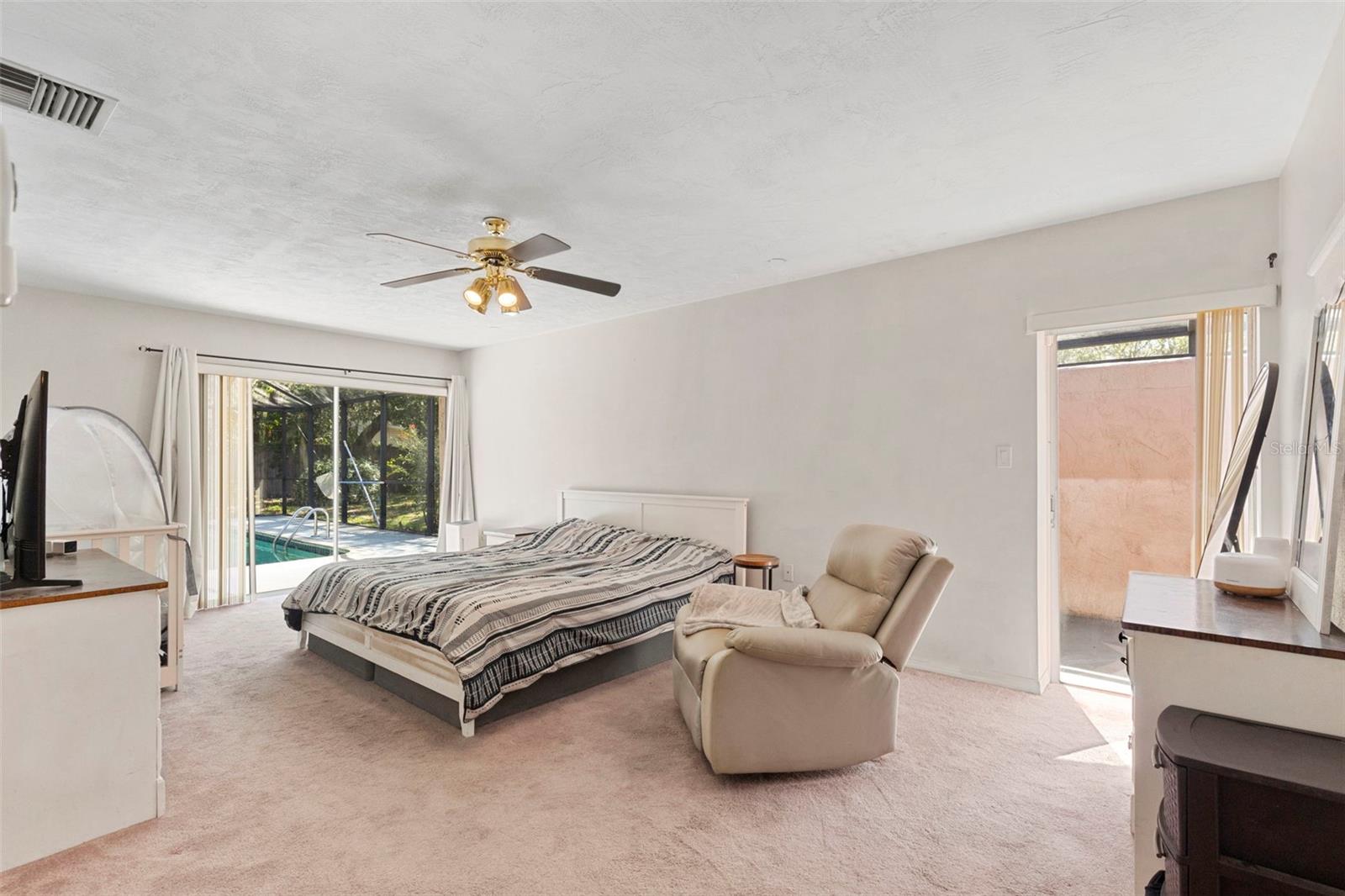 MOON LAKE ESTATES - Residential