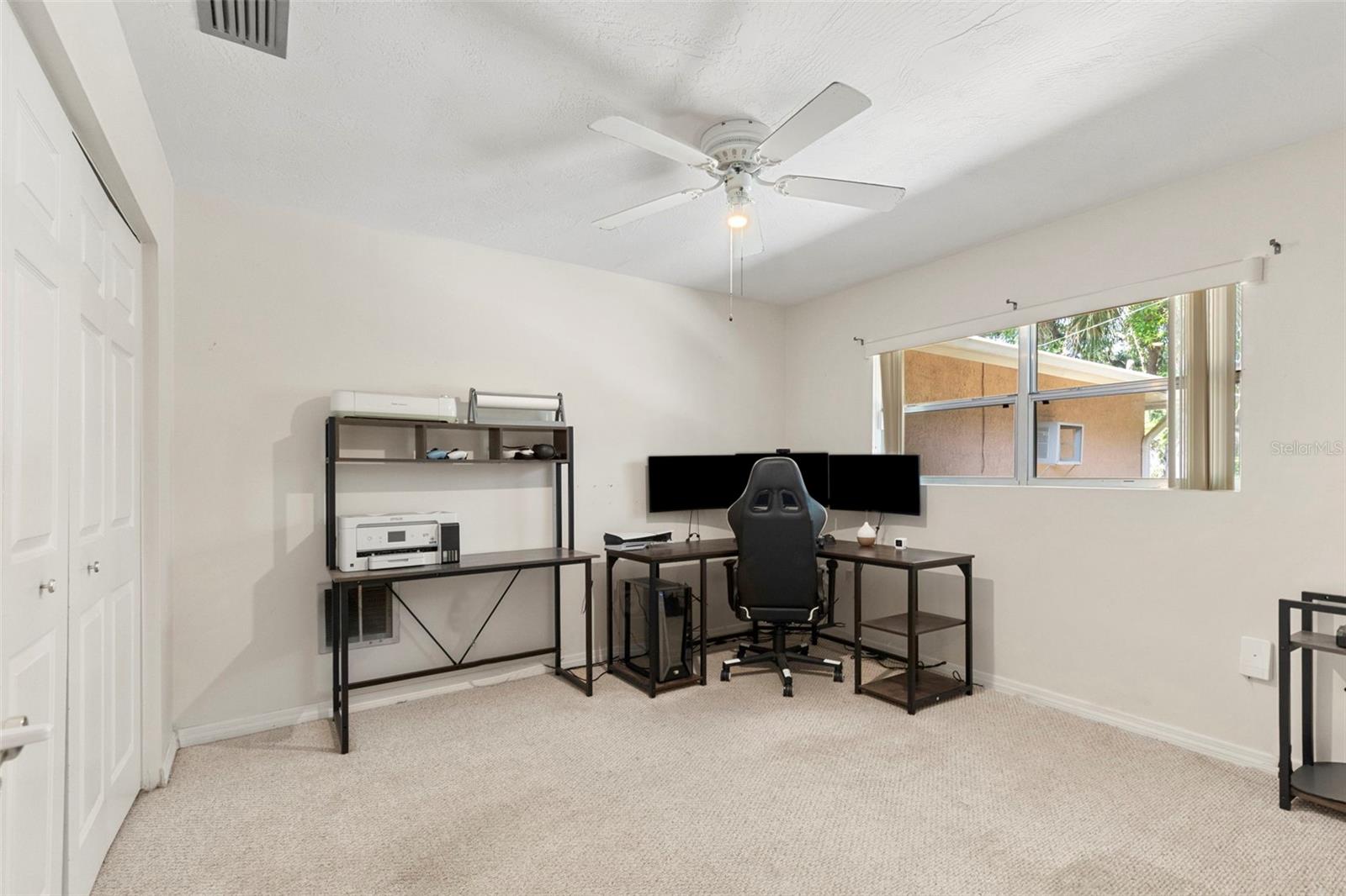 MOON LAKE ESTATES - Residential