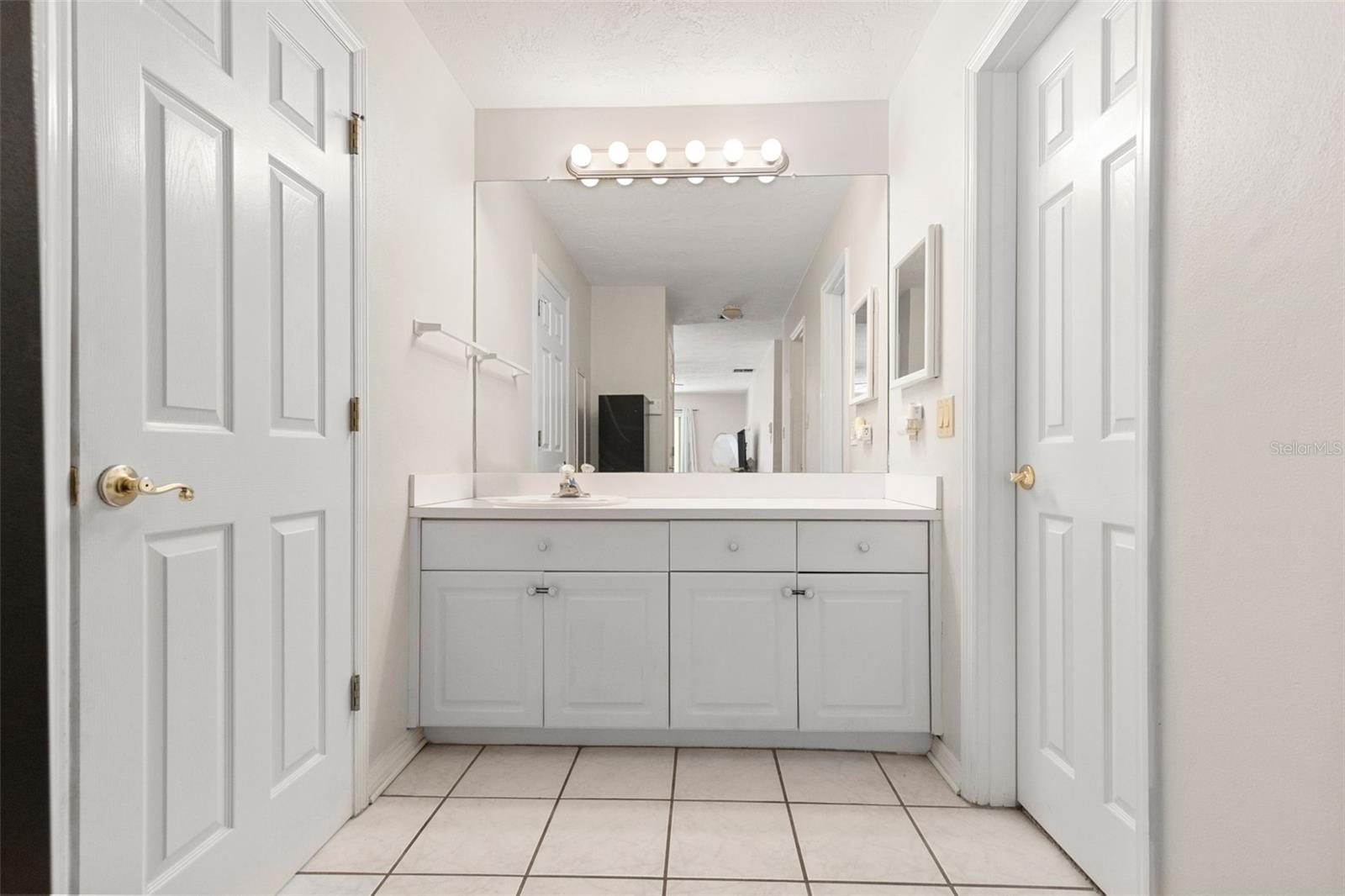 MOON LAKE ESTATES - Residential