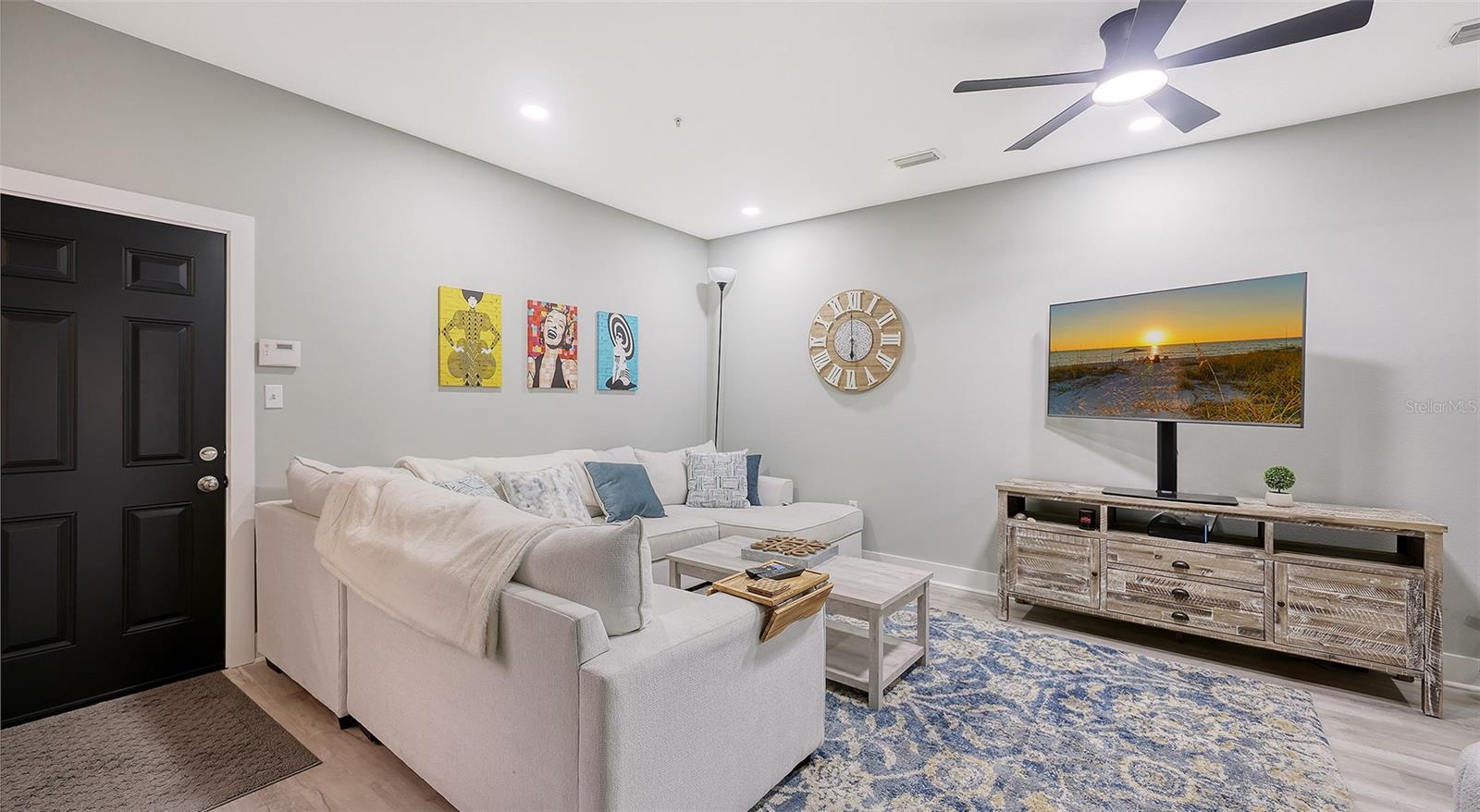 3827 PARKRIDGE CIRCLE 1-102