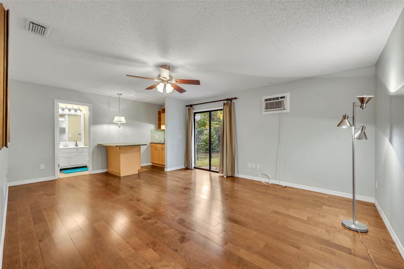 PALM PARK - Residential