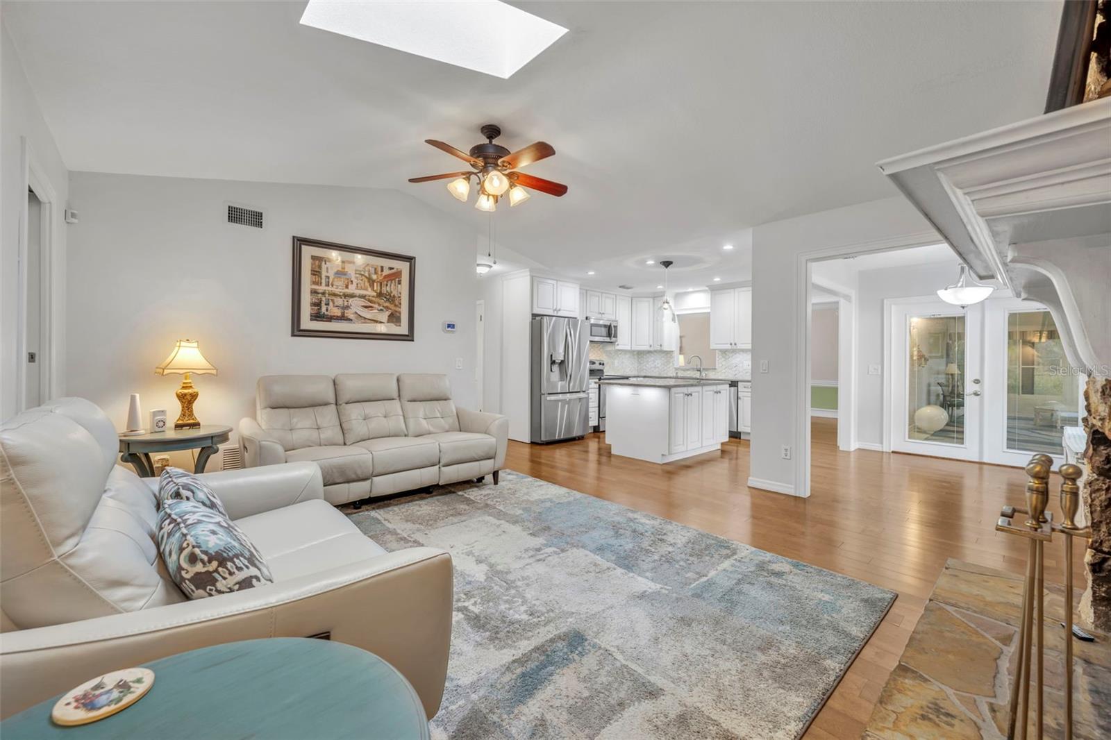 PALM PARK - Residential